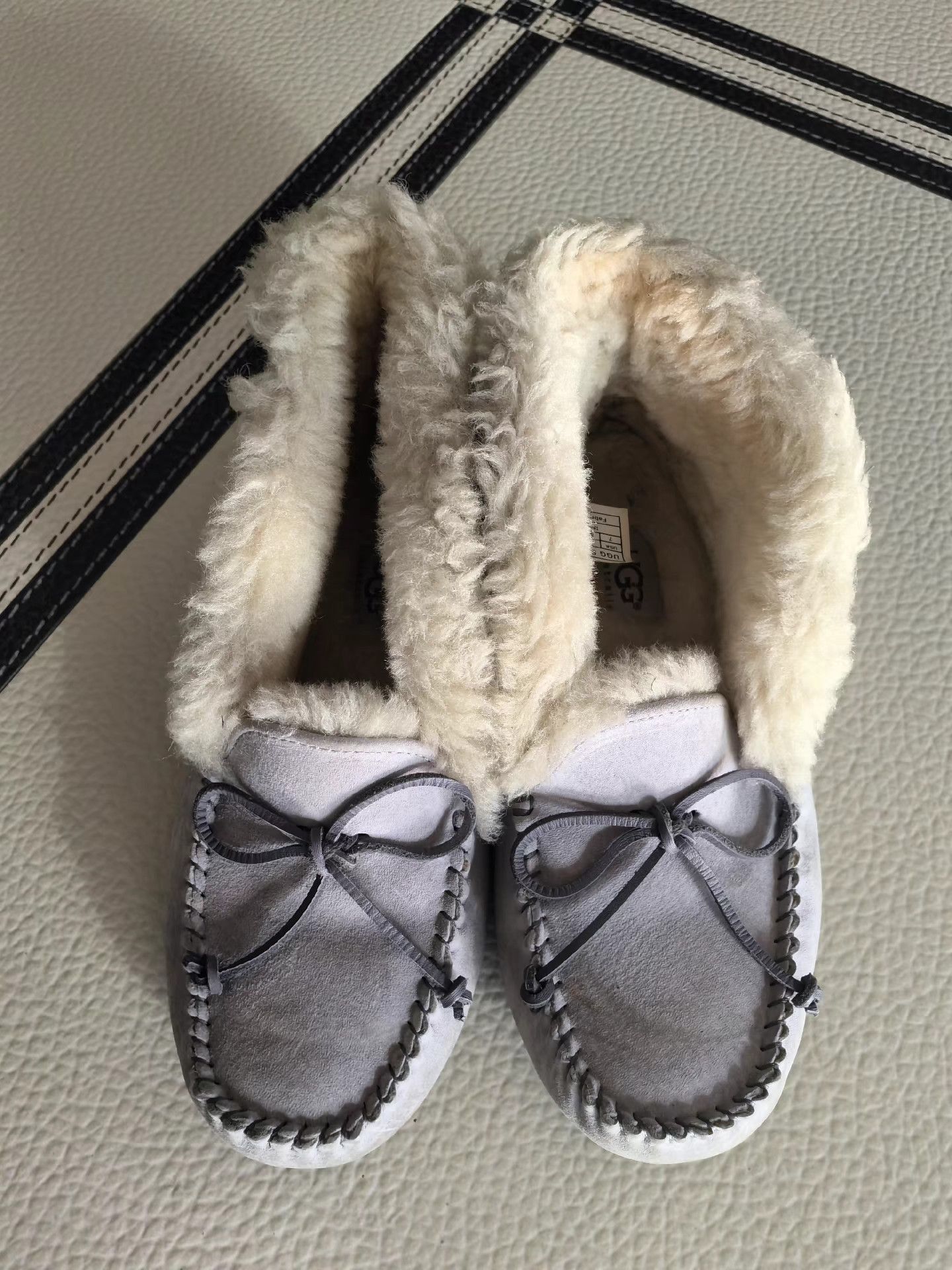 Ugg UGG Women's Shoes K17 Size US 8 / IT 38 - 1 Thumbnail