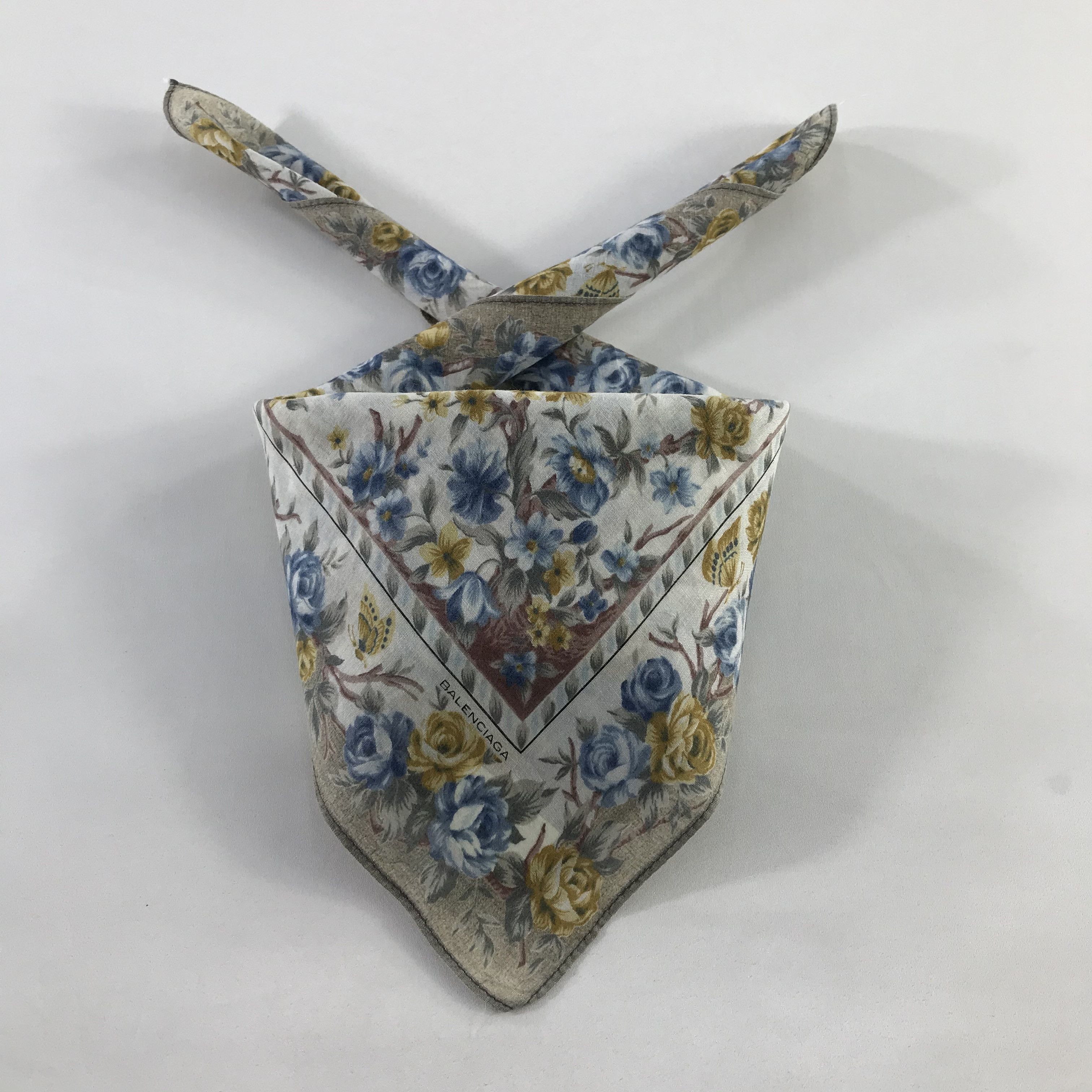 Vintage Vintage Balenciaga Bandana / Handkerchief /Neckerchief -S609 Size ONE SIZE - 3 Thumbnail