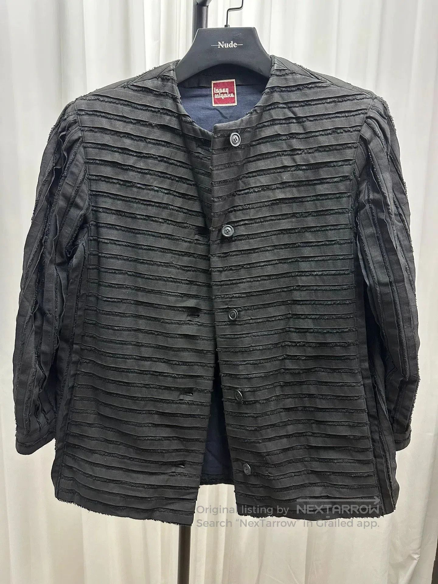 Issey Miyake Issey Miyake 1970s Pleated Black Jacket. Size US M / EU 48-50 / 2 - 1 Thumbnail