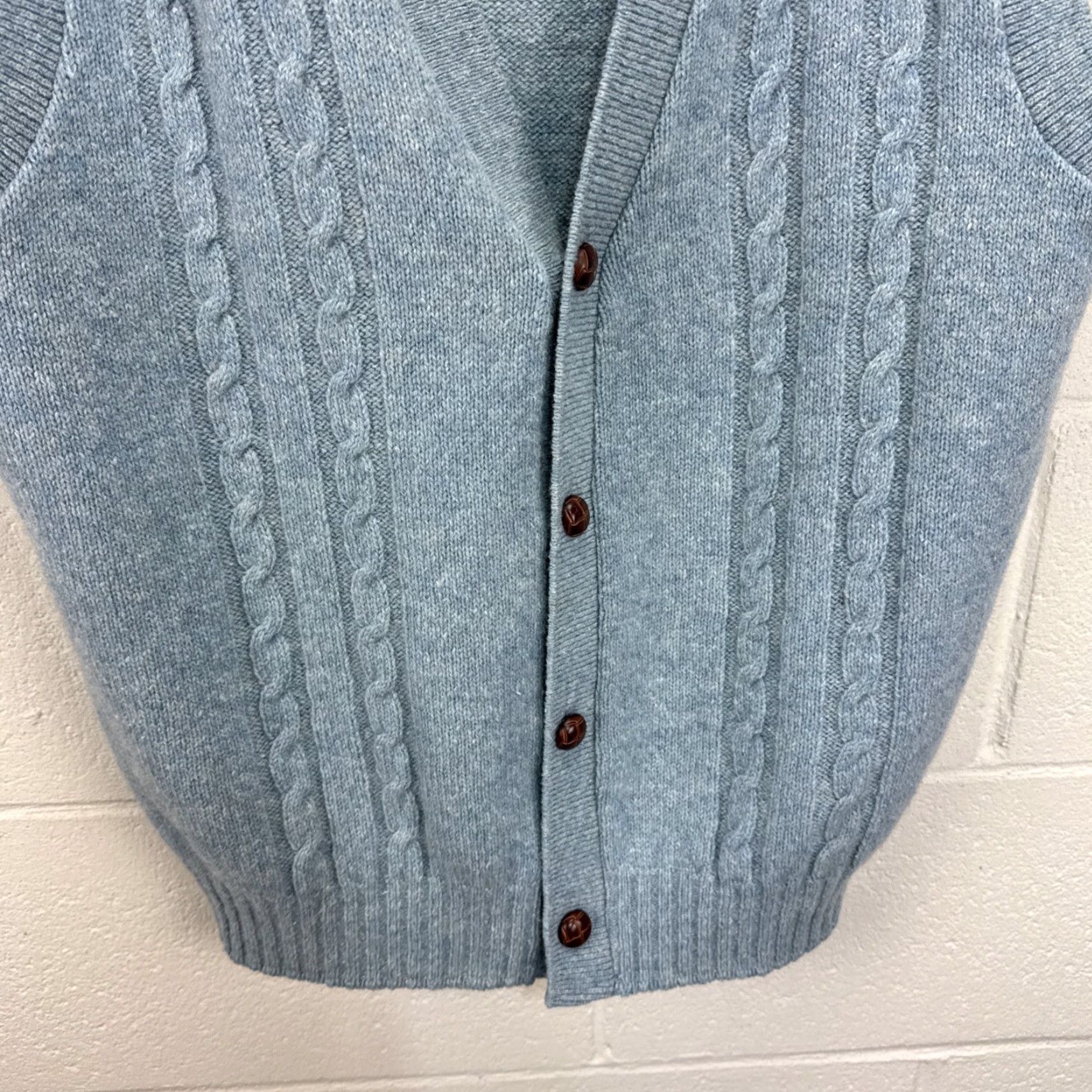 Jantzen VINTAGE Jantzen Cardigan Sweater Vest Mens Large Blue Wool Blend V-Neck Button Closure Sleeveless 70s Grunge Hipster Classic Casual Size US L / EU 52-54 / 3 - 7 Thumbnail
