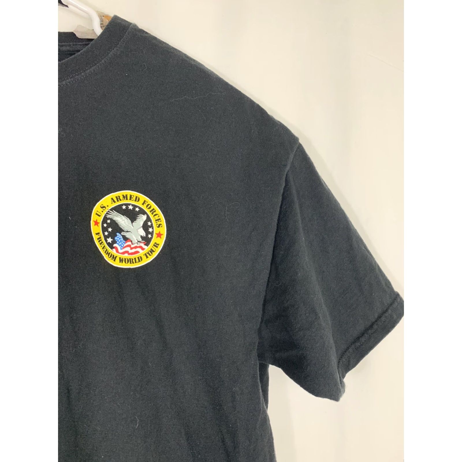 Hanes Hanes Mens XL US Armed Forces World Tour Military Freedom Black T-Shirt Size US XL / EU 56 / 4 - 4 Thumbnail