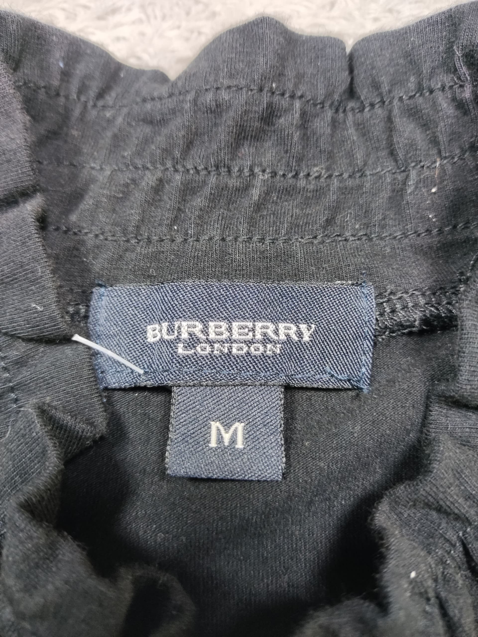 Burberry Burberry London Sleeveless Mock Neck Top Ruffled Logo Tank Size US M / EU 48-50 / 2 - 10 Thumbnail