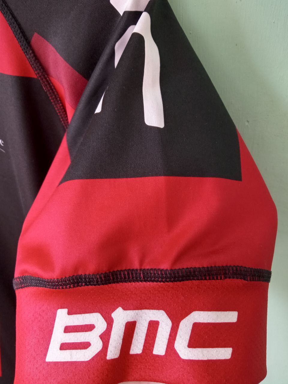 Other Hincapie BMC Racing Team riders 2012 jersey Size US XXL / EU 58 / 5 - 8 Thumbnail