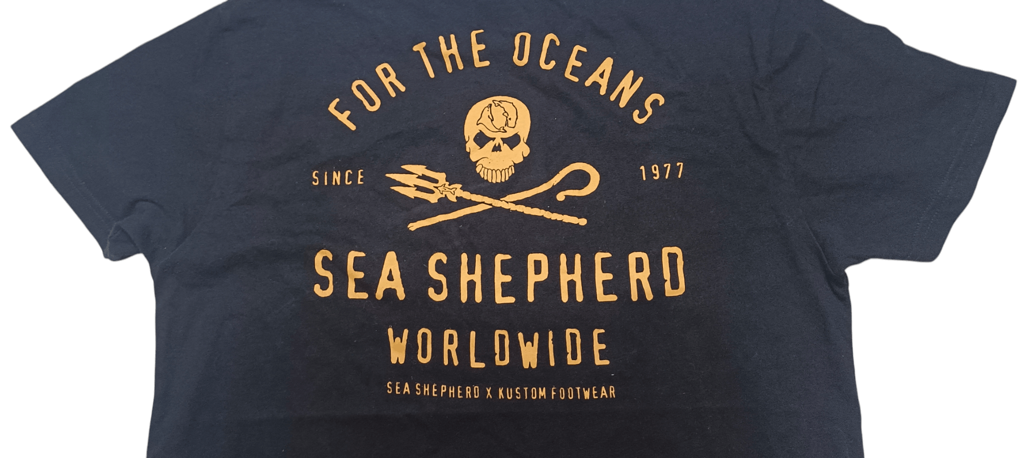 Designer Sea Shepherd Jolly Roger Black T shirt Skull Whale Wars Size US M / EU 48-50 / 2 - 4 Thumbnail