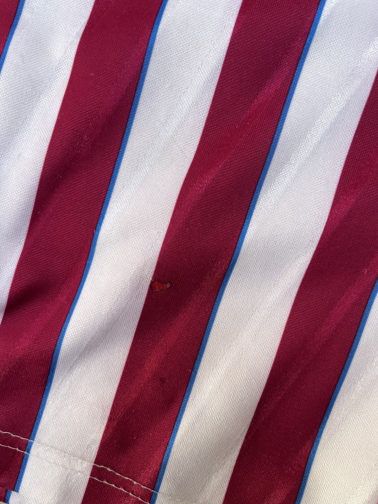 Umbro Vintagr Rare Manchester City 1988 Away Jersey Shirt Size US XL / EU 56 / 4 - 8 Thumbnail