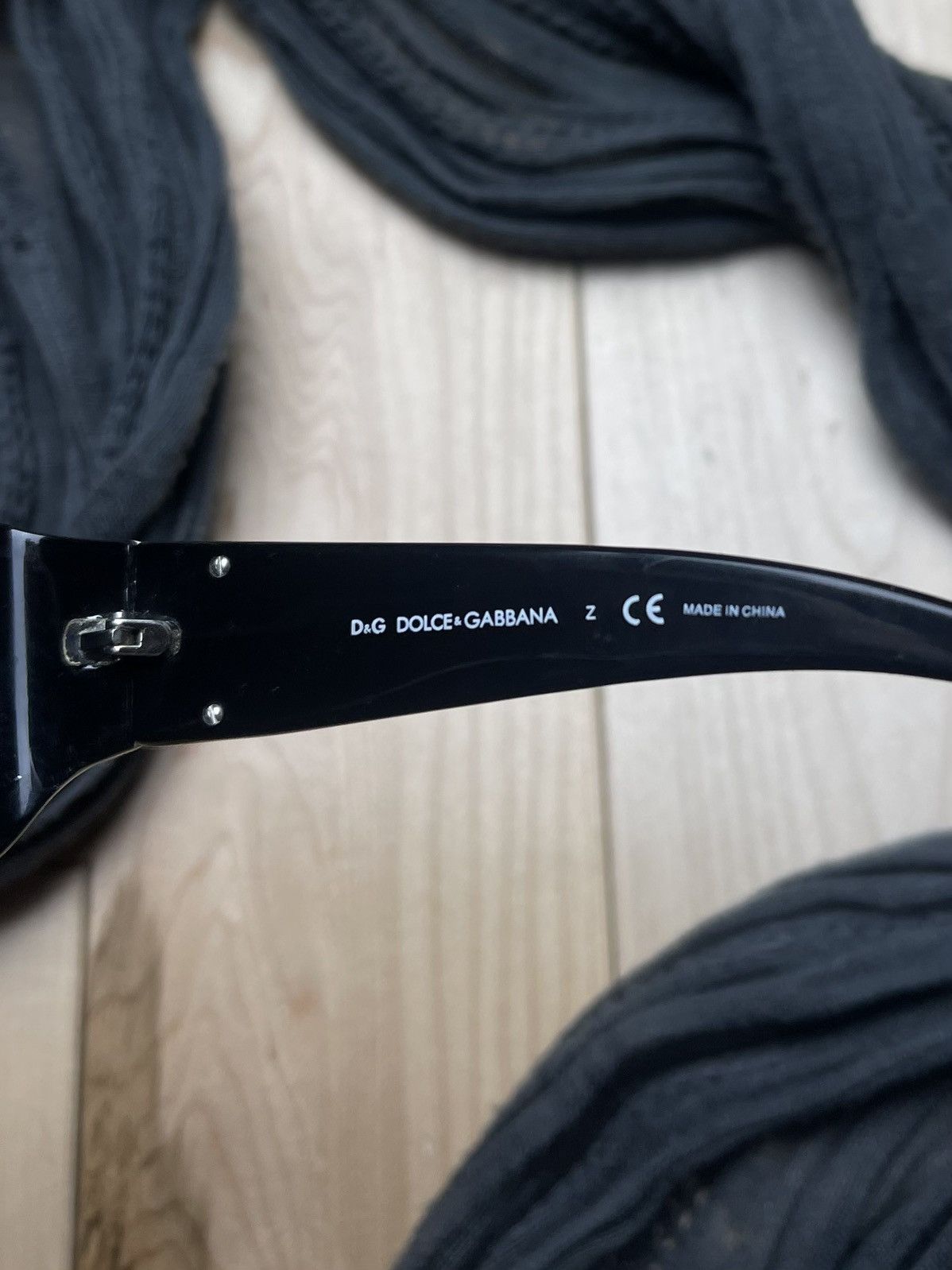 Dolce & Gabbana 2000s Dolce & Gabbana D&G Logo Purple Tinted Sunglasses Size ONE SIZE - 5 Thumbnail