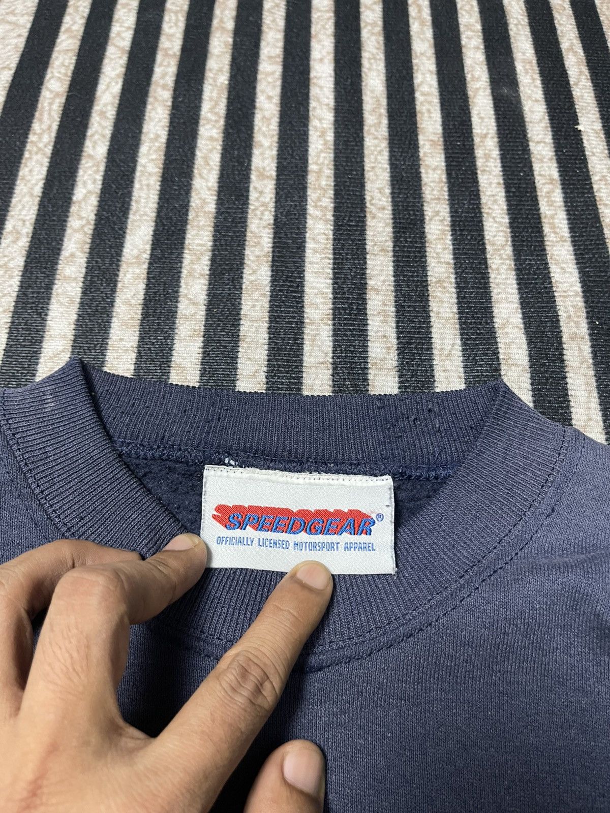 Formula 1 VINTAGE 90s GOODYEAR RACING FORMULA 1 SWEATSHIRT Size US L / EU 52-54 / 3 - 7 Thumbnail