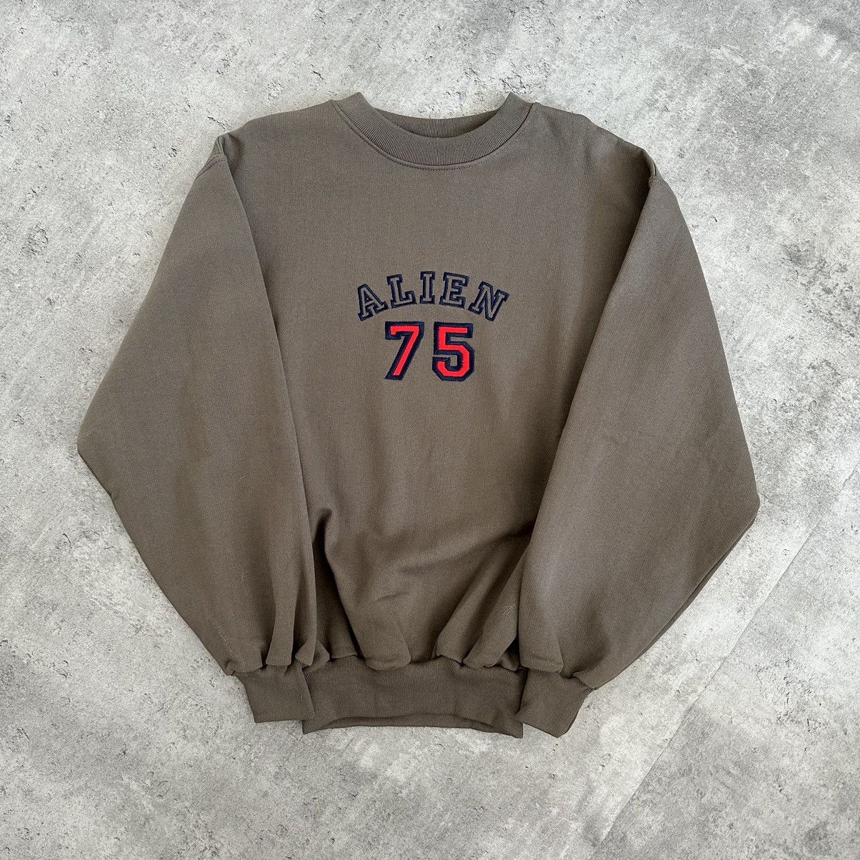 Alien Workshop × Vintage Alien ’75 Y2K Crewneck Sweatshirt Brown Size US M / EU 48-50 / 2 - 1 Thumbnail