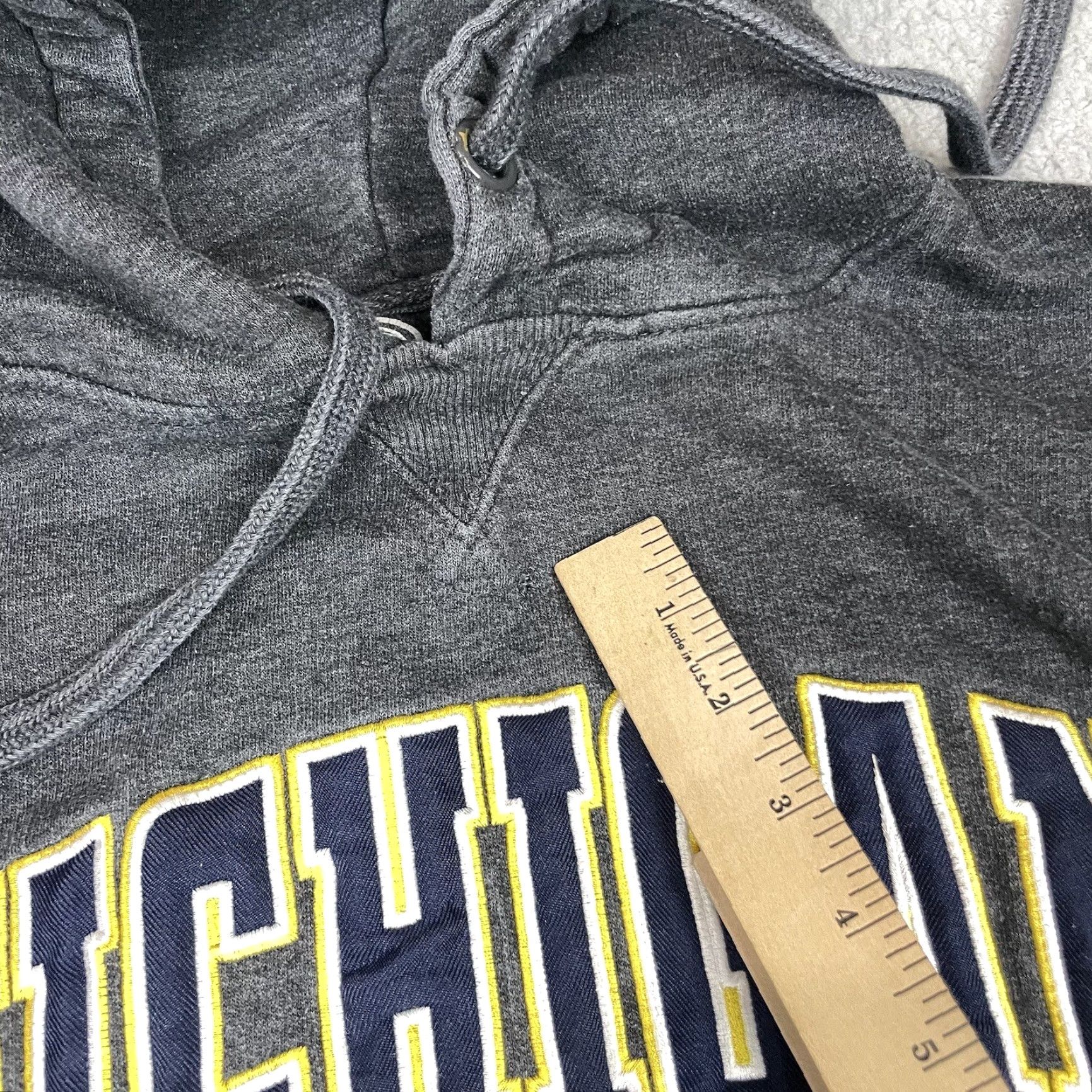 Vintage VINTAGE Cadre Athletic Michigan Wolverines Sweatshirt Adult Medium Embroidered Logo Knit Gray Crew Neck Pullover University Size US M / EU 48-50 / 2 - 5 Thumbnail