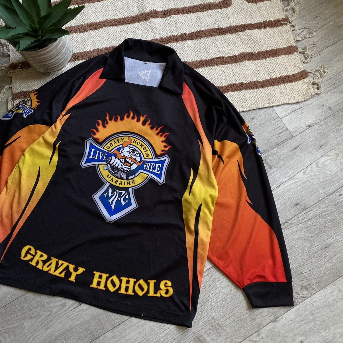 Harley Davidson AMAZING CRAZY HOHOLS UKRAINE MOTO CLUB FIRE JERSEY Size US XL / EU 56 / 4 - 4 Thumbnail