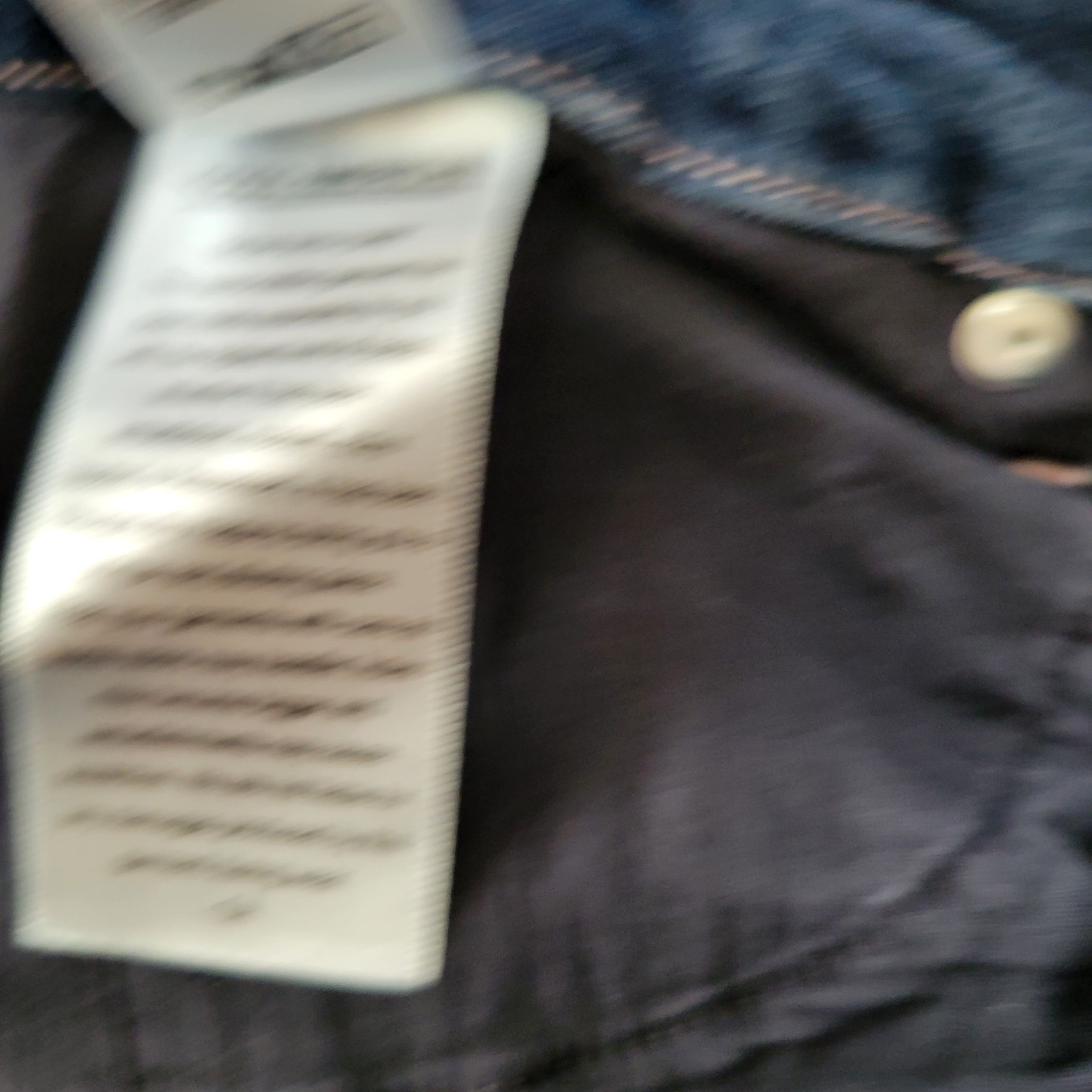 Good American Good American Good Legs Crop Jeans Size 14/32 Inseam 28" Size 36" / US 14 / IT 50 - 8 Thumbnail