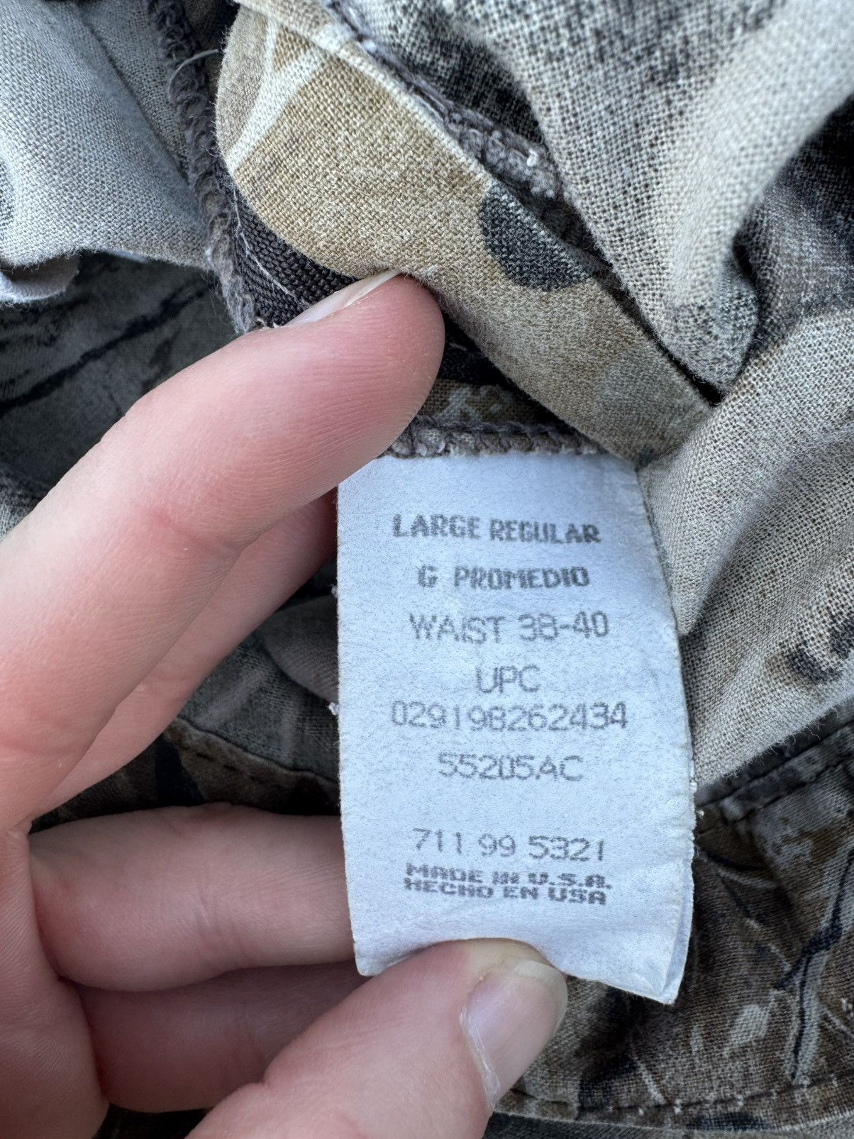 Vintage Vintage 90s Realtree camo pants Size US 37 - 8 Thumbnail