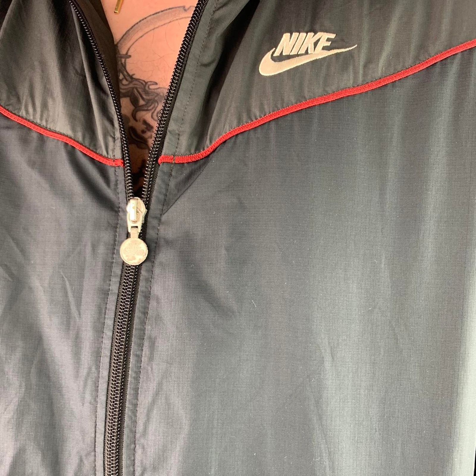 Nike × Vintage Vintage Nike Silver Tag Grey Windbreaker Jacket Size US XL / EU 56 / 4 - 3 Thumbnail