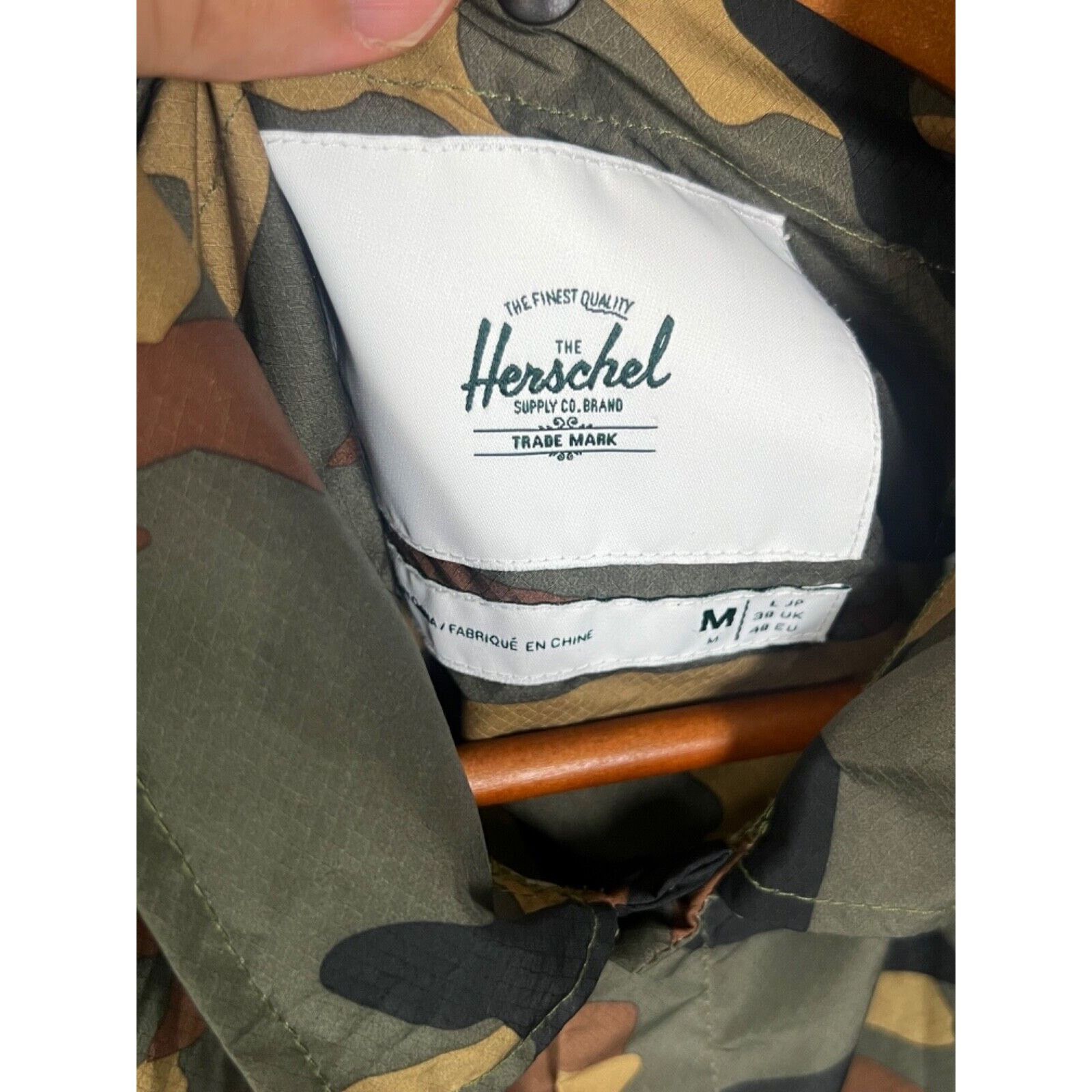 Herschel Supply Co. Herschel Supply Co Jacket Medium Full Zip Camo Windbreaker Size US M / EU 48-50 / 2 - 3 Thumbnail