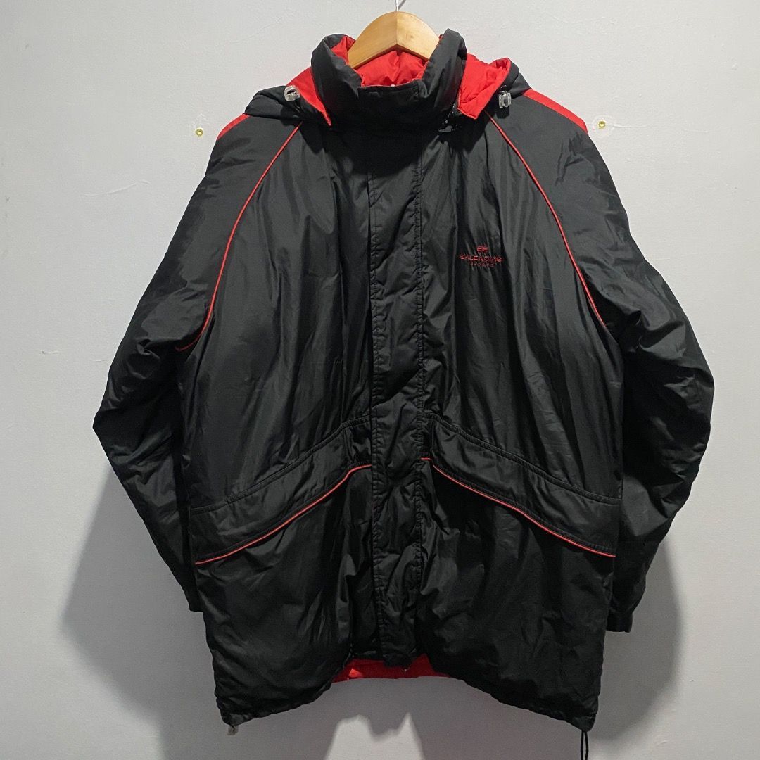 Balenciaga Balenciaga Reversible Puffer Down Jacket XL/XXL Size US XL / EU 56 / 4 - 9 Thumbnail
