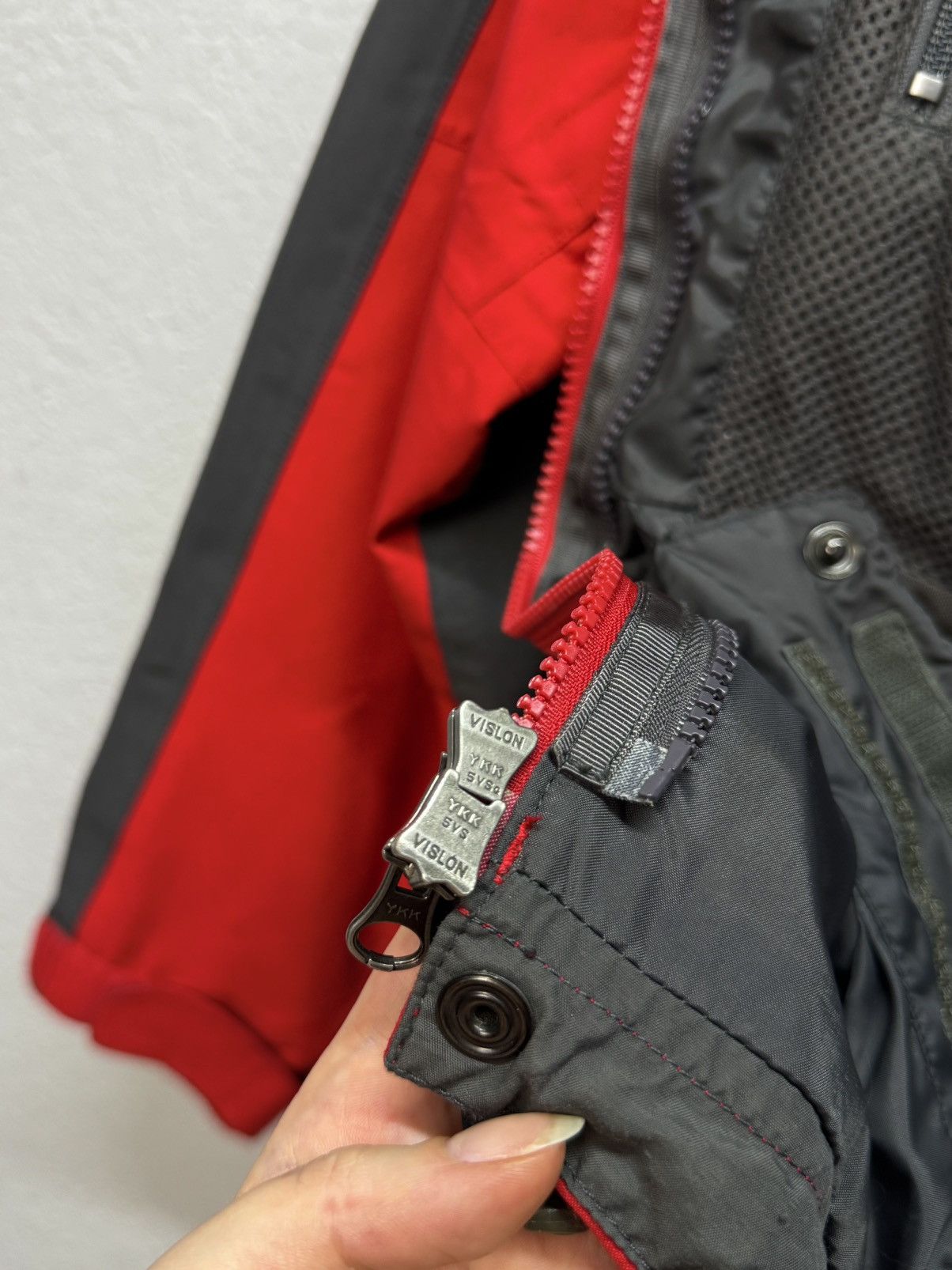 The North Face Vintage The north Face Gore-Tex Red Outdoor Arcteryx Style Size US M / EU 48-50 / 2 - 13 Thumbnail