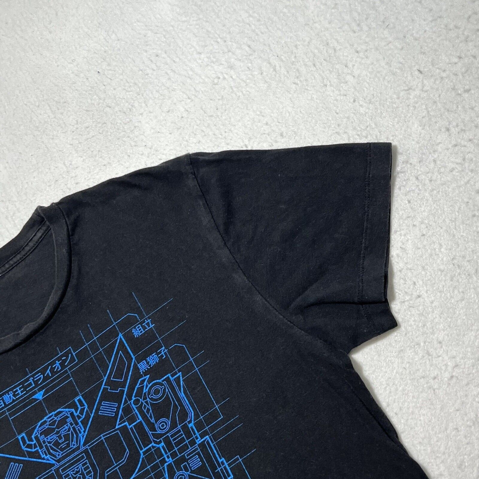 Other Power Rangers Megazord Graphic Tee LootCrate Retro TV Size US S / EU 44-46 / 1 - 5 Thumbnail