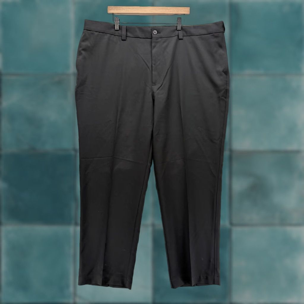 Vintage Oak Hill Dress Pants Mens 48x30 Black Wrinkle Resistant Big & Tall Polyester Microfiber Flat Front Front Zip Pockets Solid Business Slim Mens Size US 32 / EU 48 - 1 Thumbnail