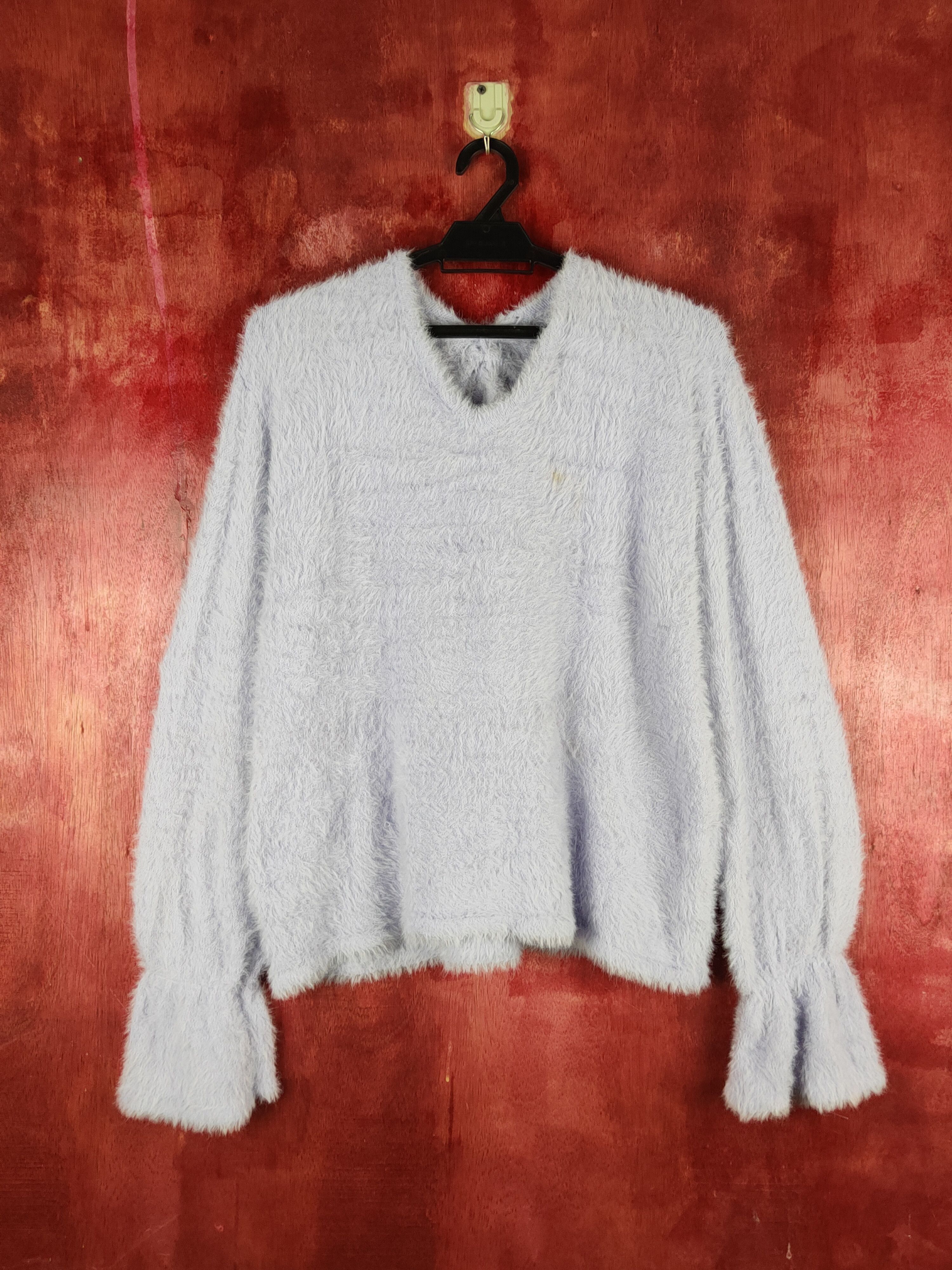 image of Aran Isles Knitwear x Bare Knitwear Continuer De Nice Claup Purple Fur Mohair Knitwear S1945 in Lig