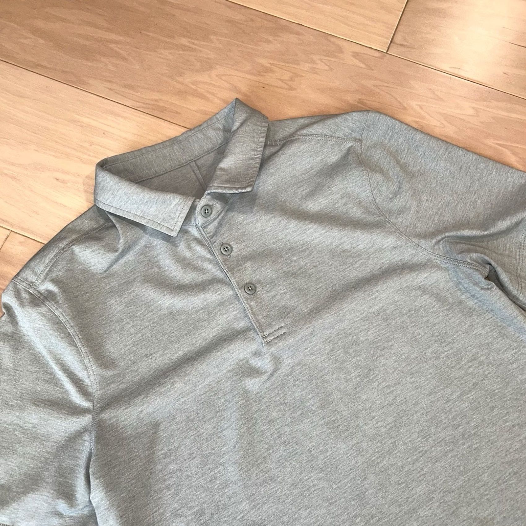 Lululemon Lululemon Polo Shirt Short Sleeve Men’s Small Gray Performance Breathable Lightweight Moisture Wicking Athletic Casual City Apparel Modern 90s? Size US S / EU 44-46 / 1 - 2 Thumbnail