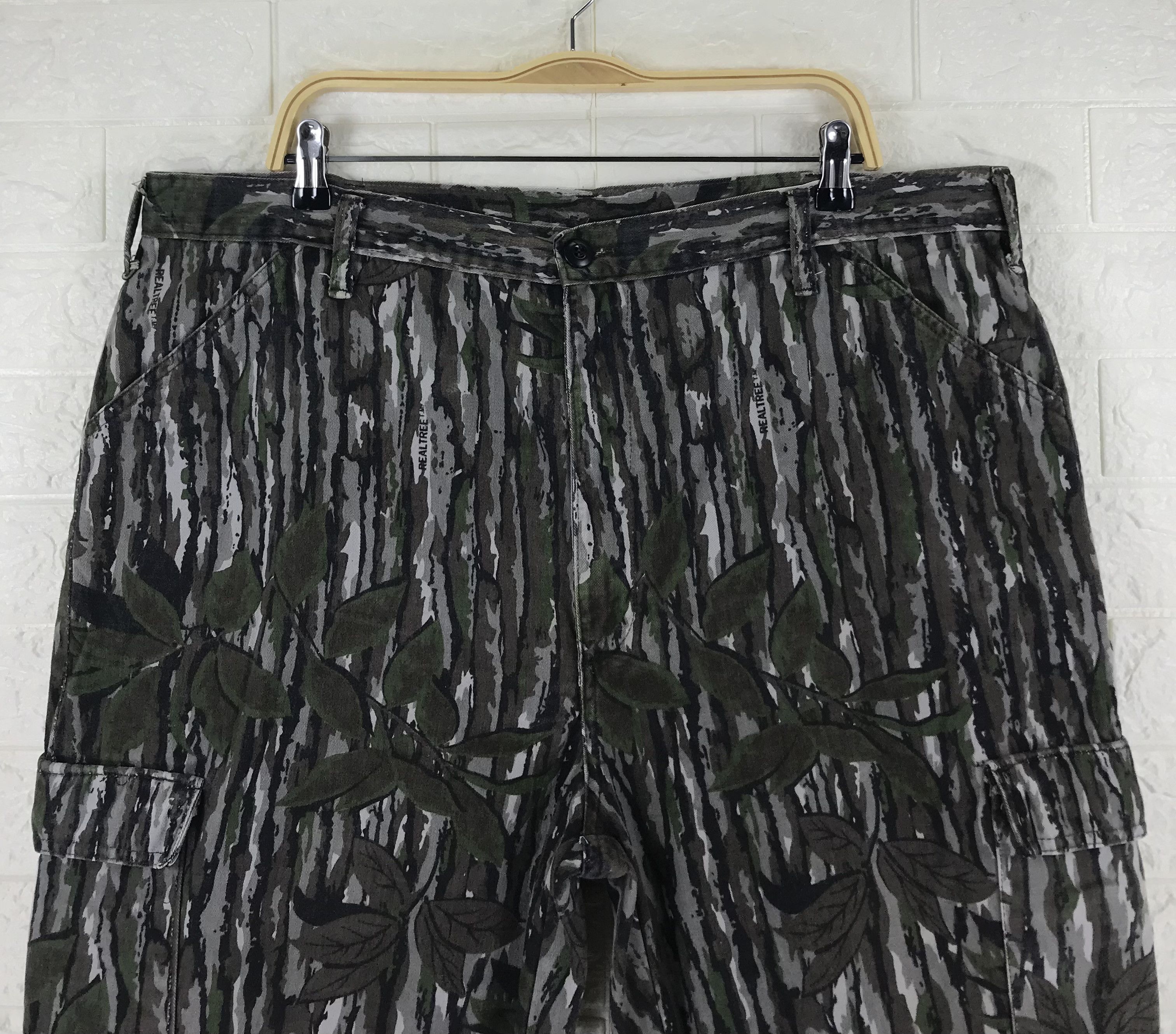 Vintage Duxbak Realtree Camo Multipocket Cargo Pants