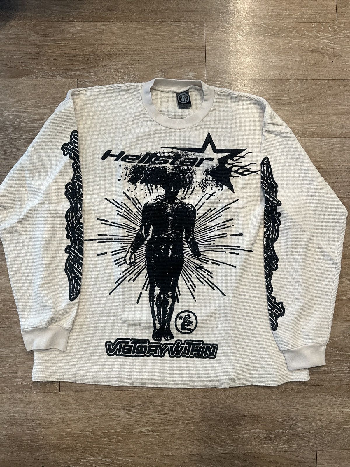 Hellstar studio victory thermal/ cream