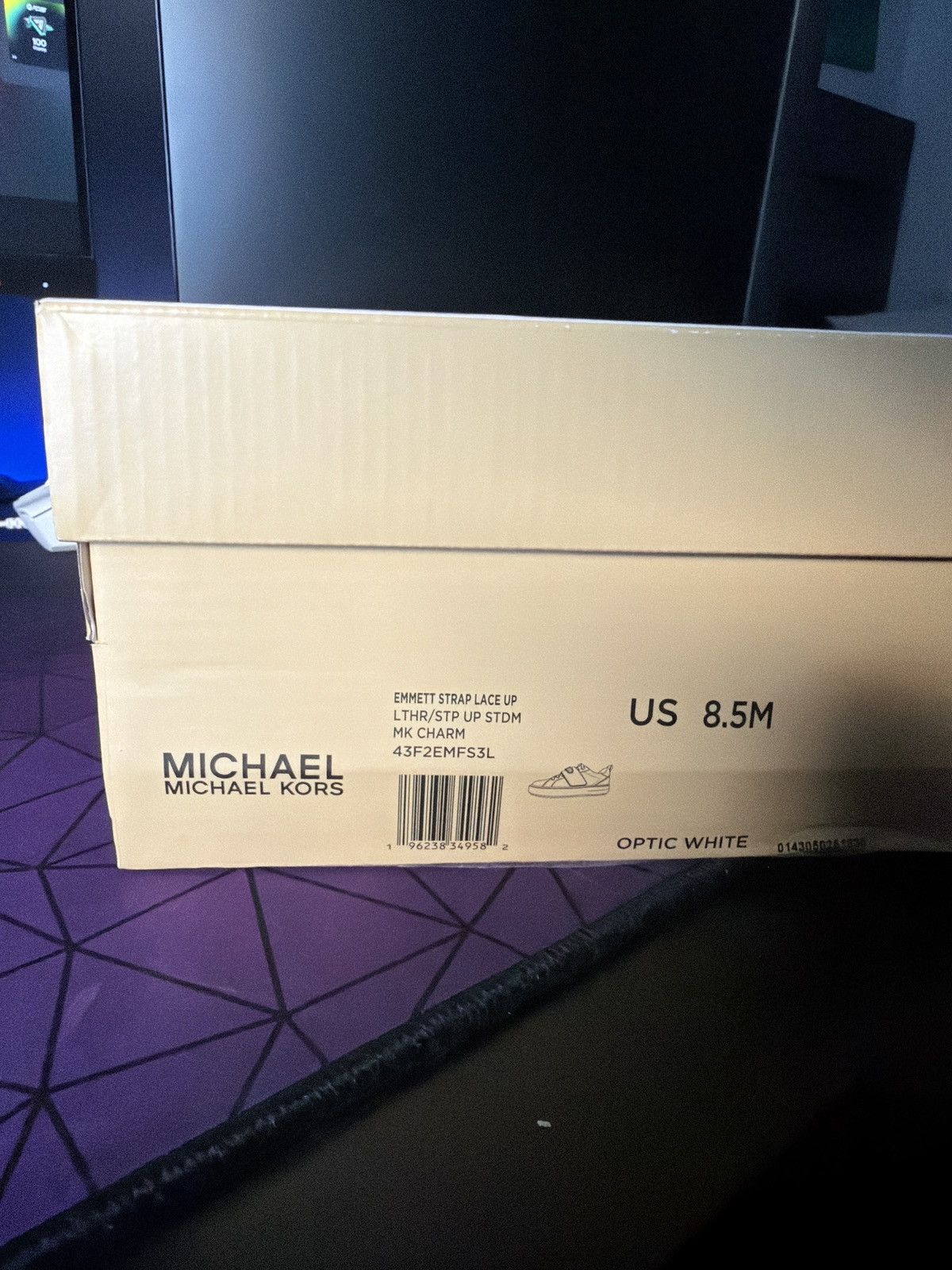 Michael Kors EMMET STRAP LACE UP LTHR/STP UP STDM MK CHARM Size US 8.5 / EU 41-42 - 3 Thumbnail