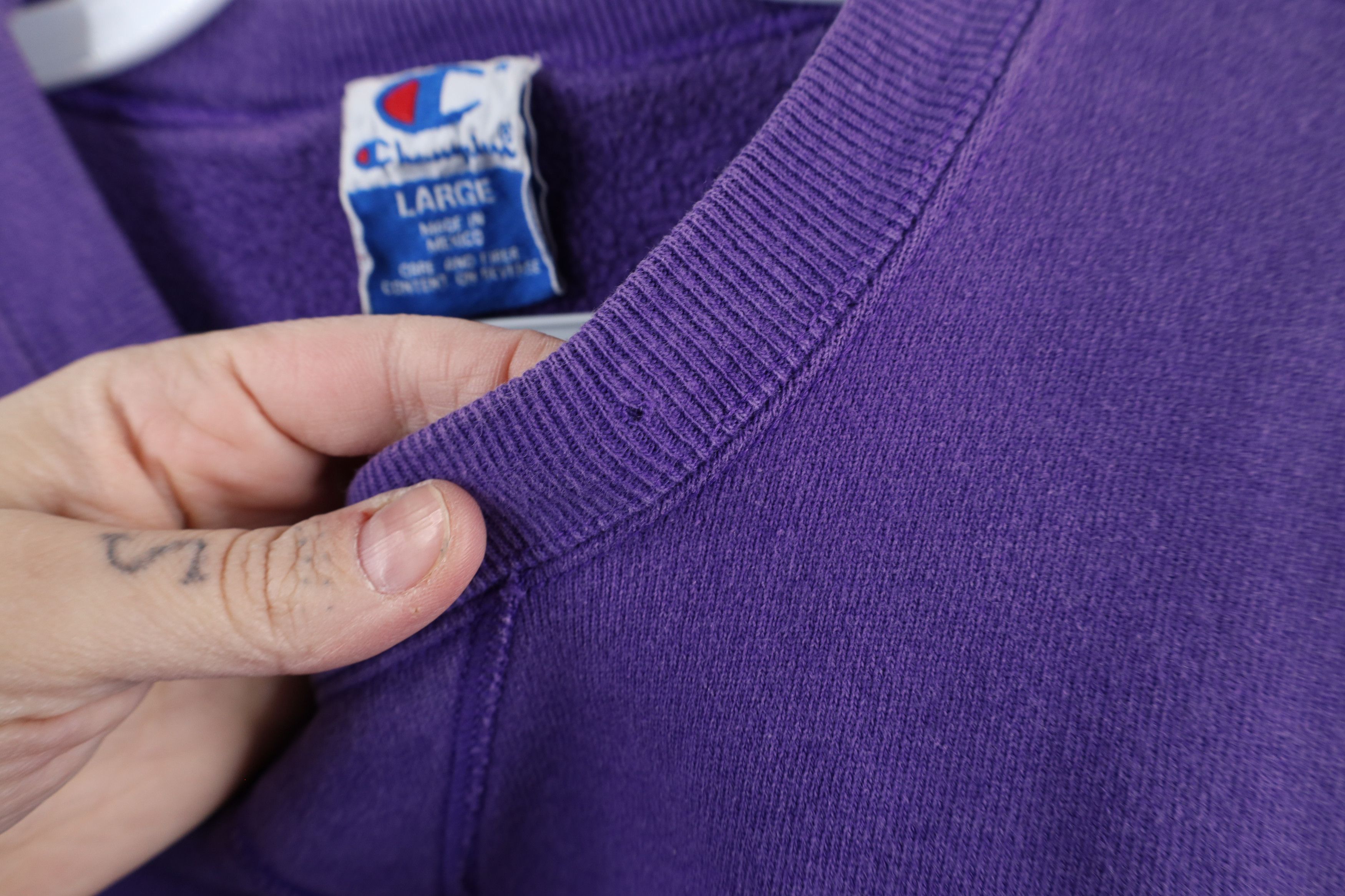 Champion × Vintage Vintage 90s Champion Spell Out Crewneck Sweatshirt Purple Size US L / EU 52-54 / 3 - 6 Thumbnail