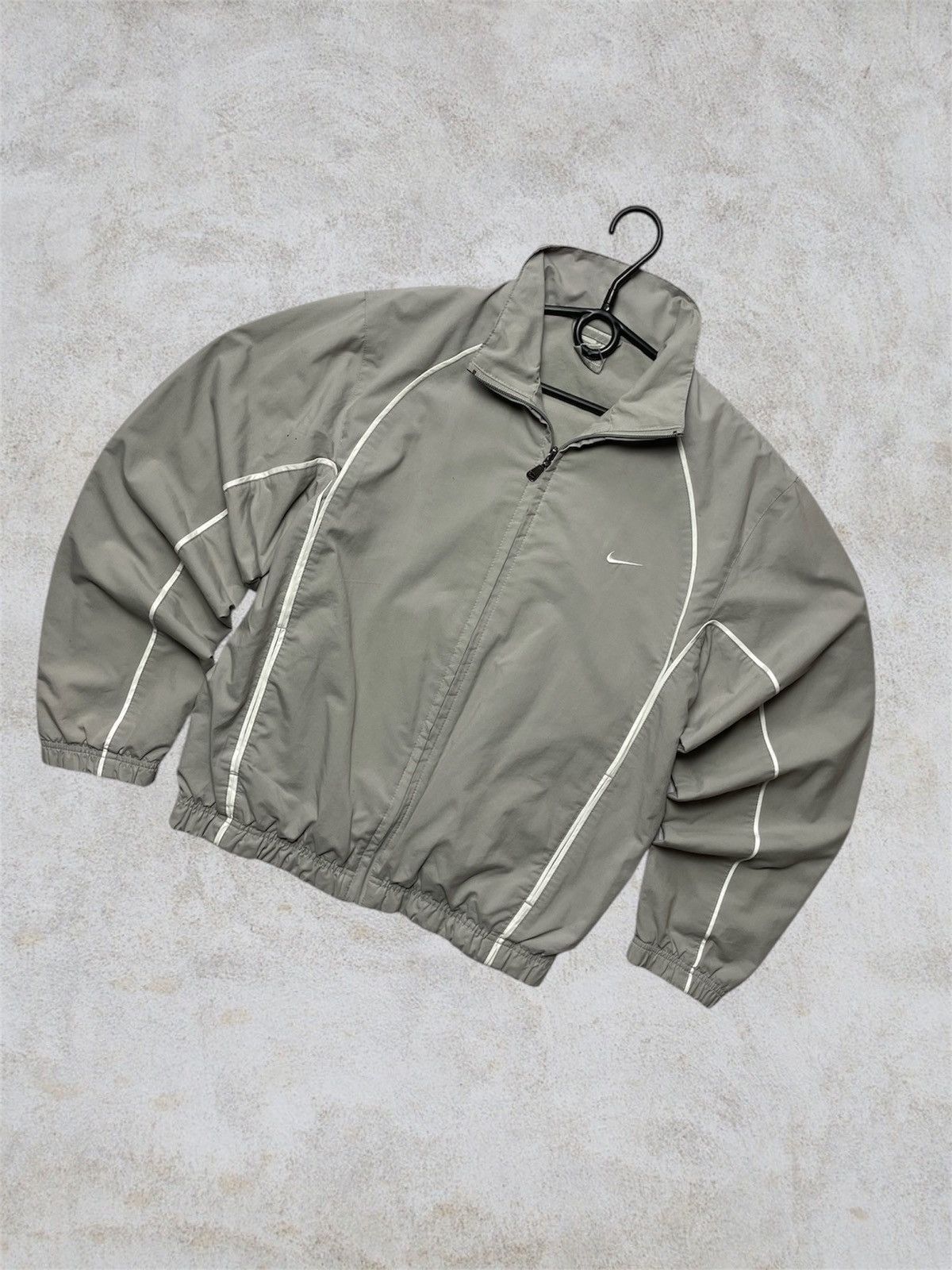 Nike Nike vintage track jacket size S small logo grey Size US S / EU 44-46 / 1 - 1 Thumbnail