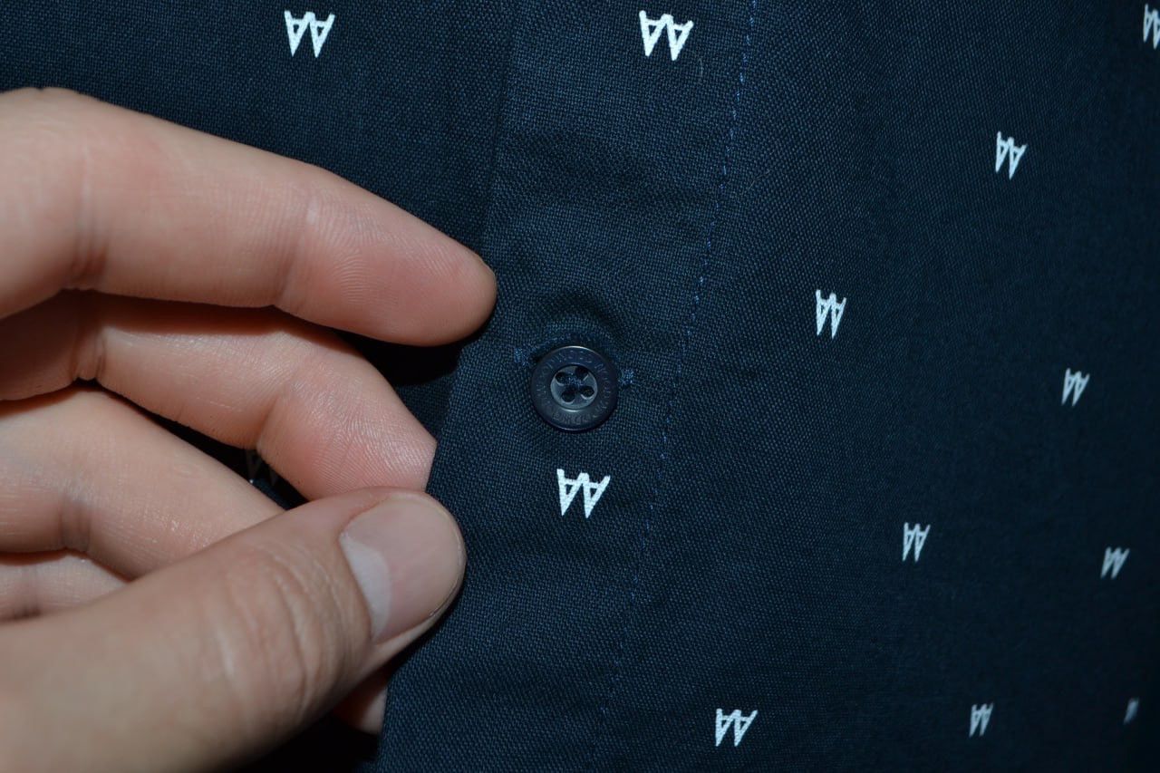 Wood Wood Wood Wood Shirt Mens Button Long Sleeve Size L Size US L / EU 52-54 / 3 - 4 Thumbnail