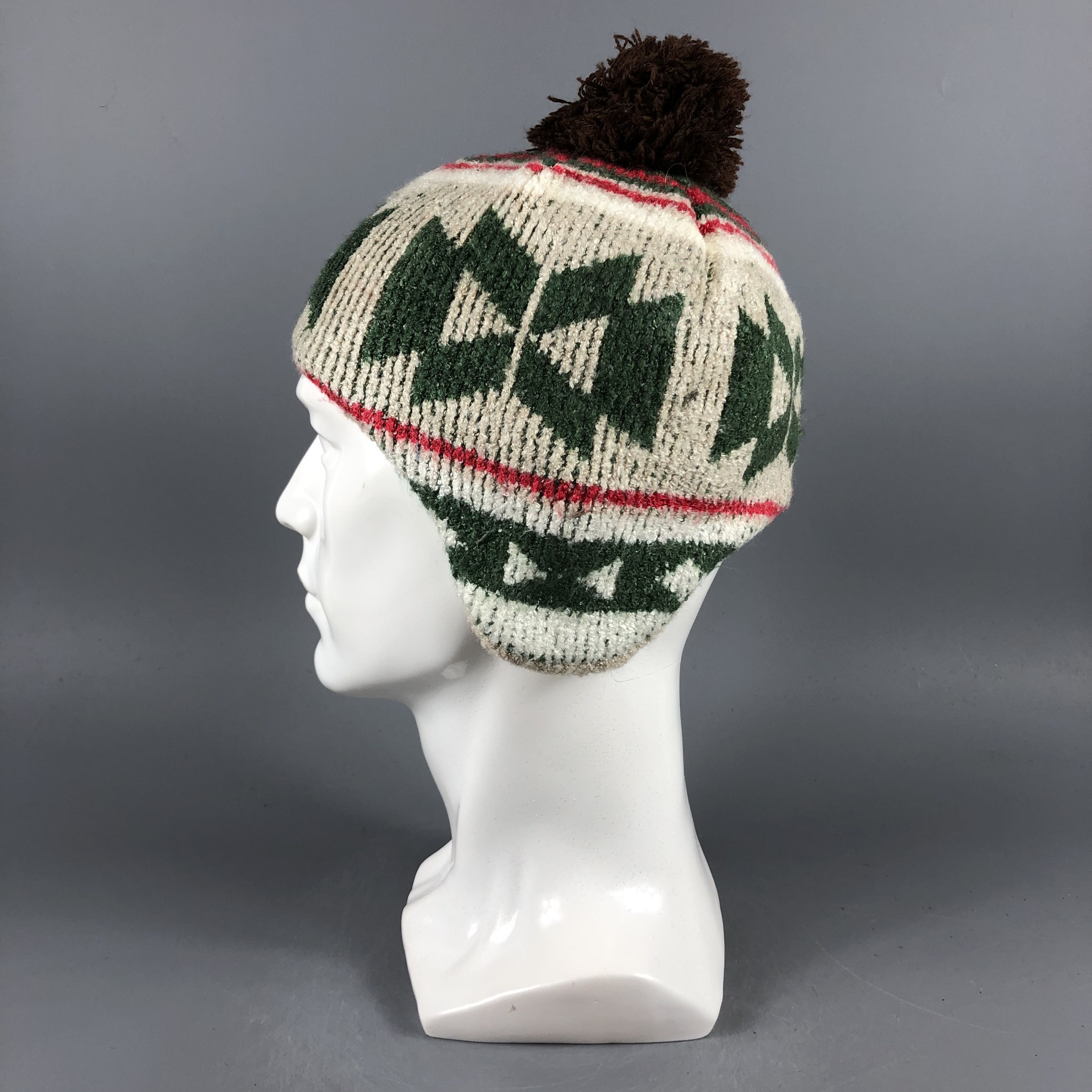 Vintage Ear Flap Hat Fair Isle Beanie Snow Hat Snow Cap -D1143 Size ONE SIZE - 1 Thumbnail