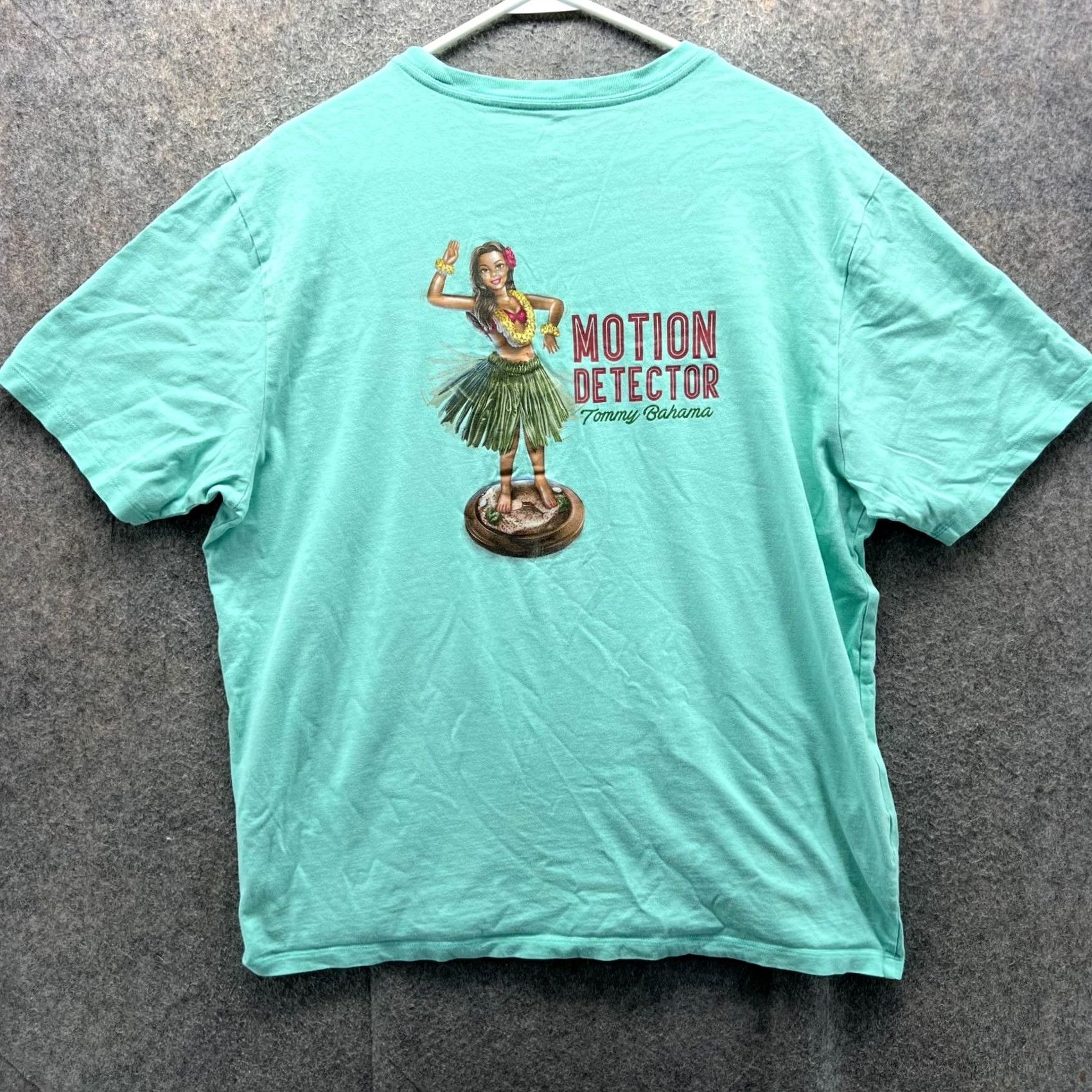 Tommy Bahama Tommy Bahama Shirt Mens Large Blue Crewneck Motion Detector Aloha Spell Out Shirt Mens Large Blue Size US L / EU 52-54 / 3 - 2 Thumbnail