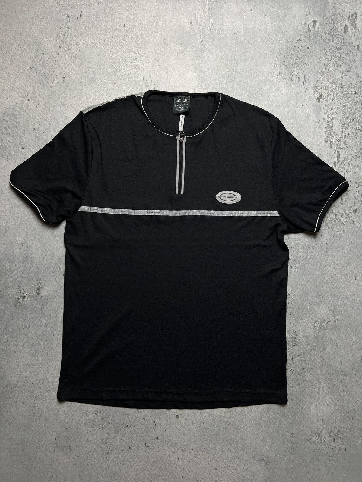 Oakley Oakley Softwear Sportswear Half Zip Jersey Vintage Y2K Size US L / EU 52-54 / 3 - 1 Thumbnail