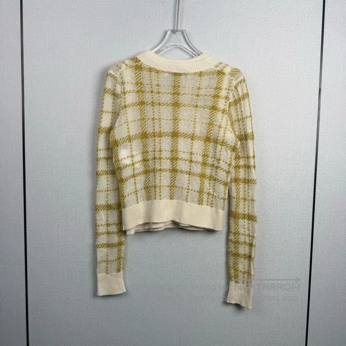 Dior dior plaid two-piece knit cardigan set. Size US XS / EU 42 / 0 - 3 Thumbnail