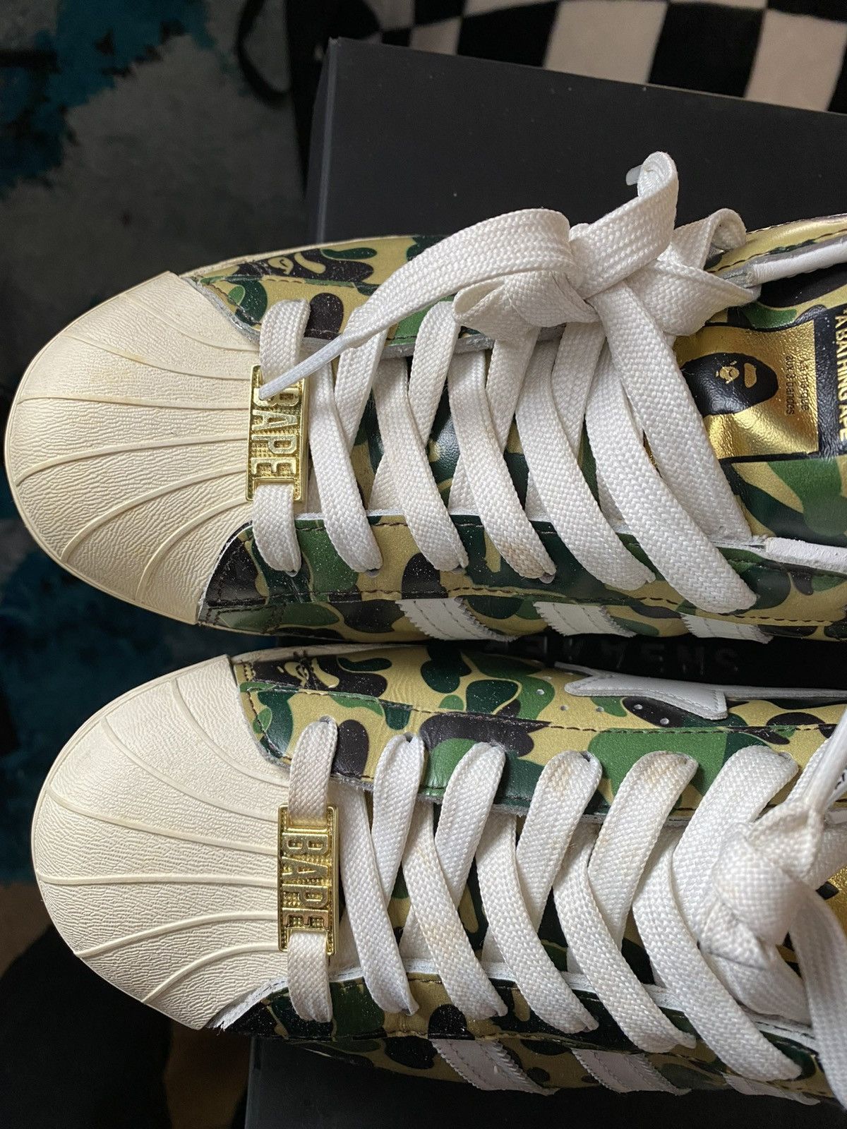 Adidas × Bape × Undefeated SUPERSTAR BAPE UNDFTD SHELL TOE CREAM/ GREEN CAMO ABC Size US 10.5 / EU 43-44 - 6 Thumbnail