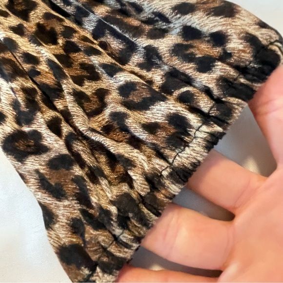 Michael Kors 𝅺Michael Kors Leopard Animal Print Top Lace Shoulders Women Size XS / US 0-2 / IT 36-38 - 14 Thumbnail