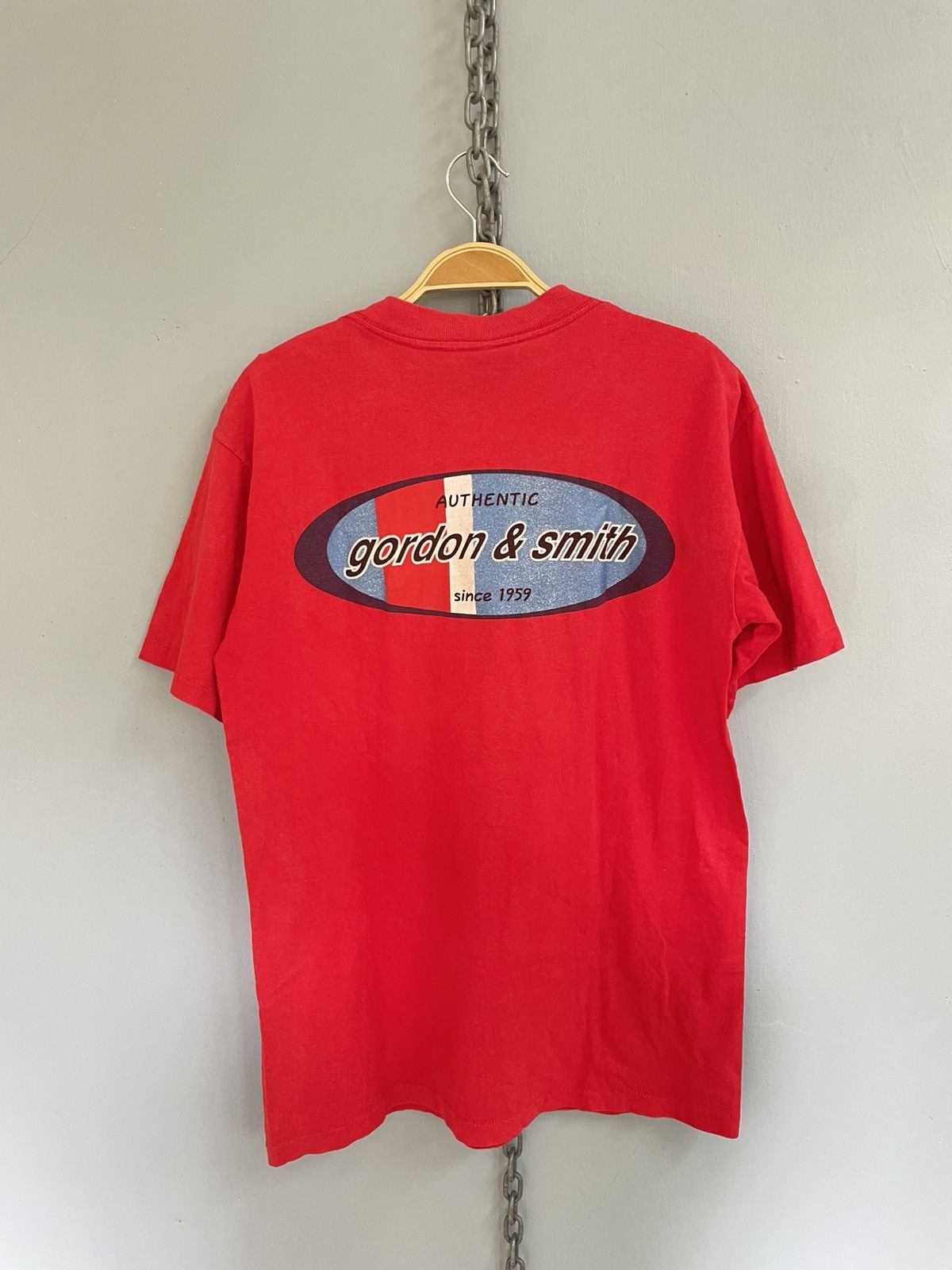 Vintage Vintage 90s Gordon & Smith skateboard streetwear t shirt Size US M / EU 48-50 / 2 - 1 Thumbnail