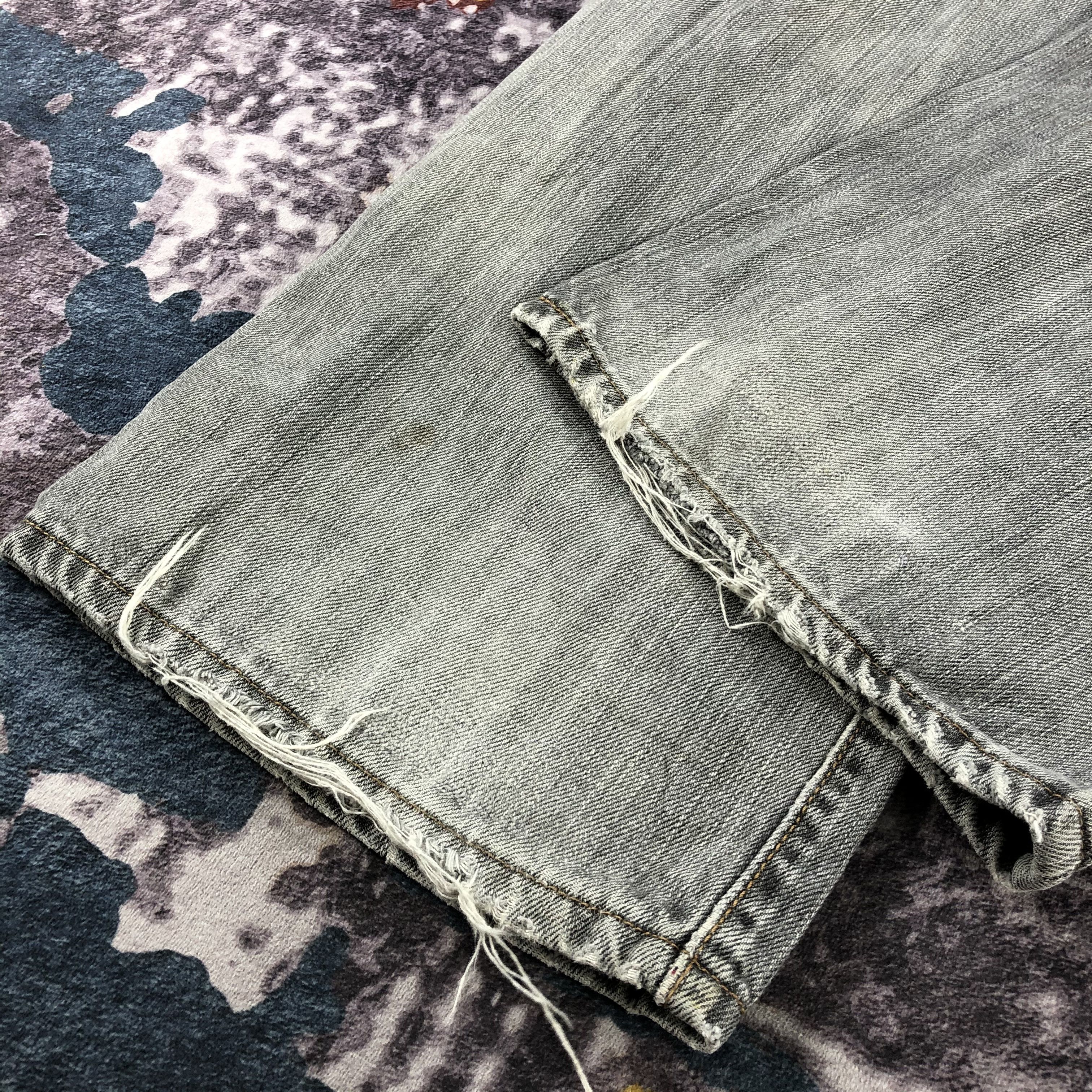 Levi's × Vintage Faded Black Levis 501 Jeans-JM2921 Size US 39 - 4 Thumbnail