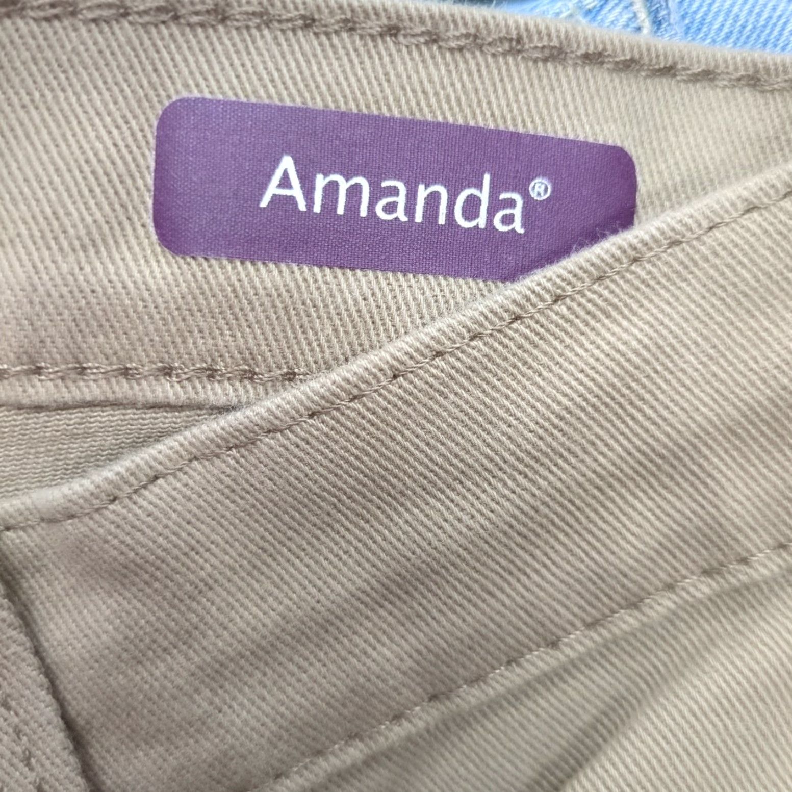 Gloria Vanderbilt Gloria Vanderbilt Amanda Slimming Jeans Pants Beige Size 8s Womens Size 30" / US 8 / IT 44 - 5 Thumbnail
