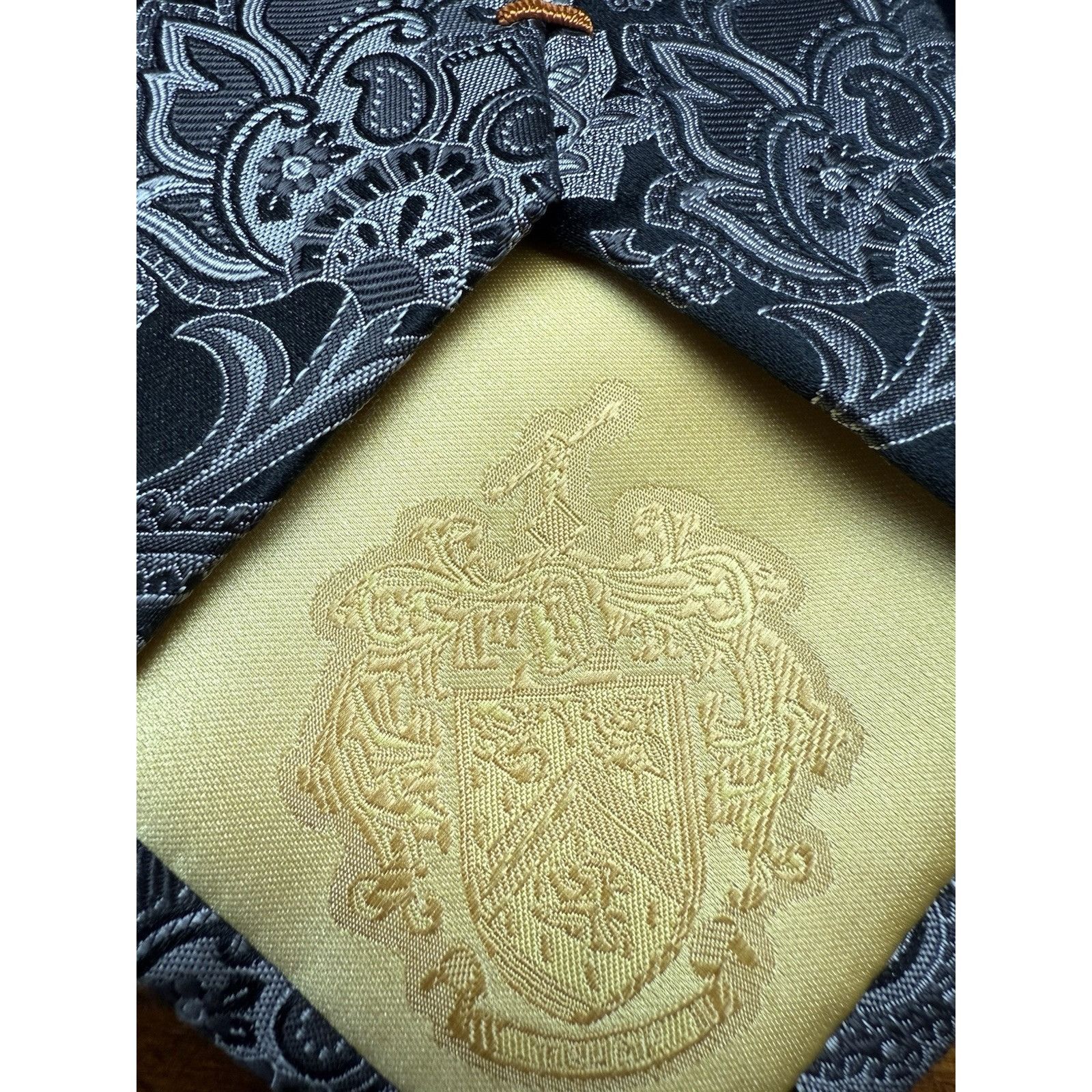 Donald Trump DONALD J. TRUMP MEN'S TIE BLACK/PAISLEY WIDTH: 3.50" LENGTH: Size ONE SIZE - 5 Thumbnail