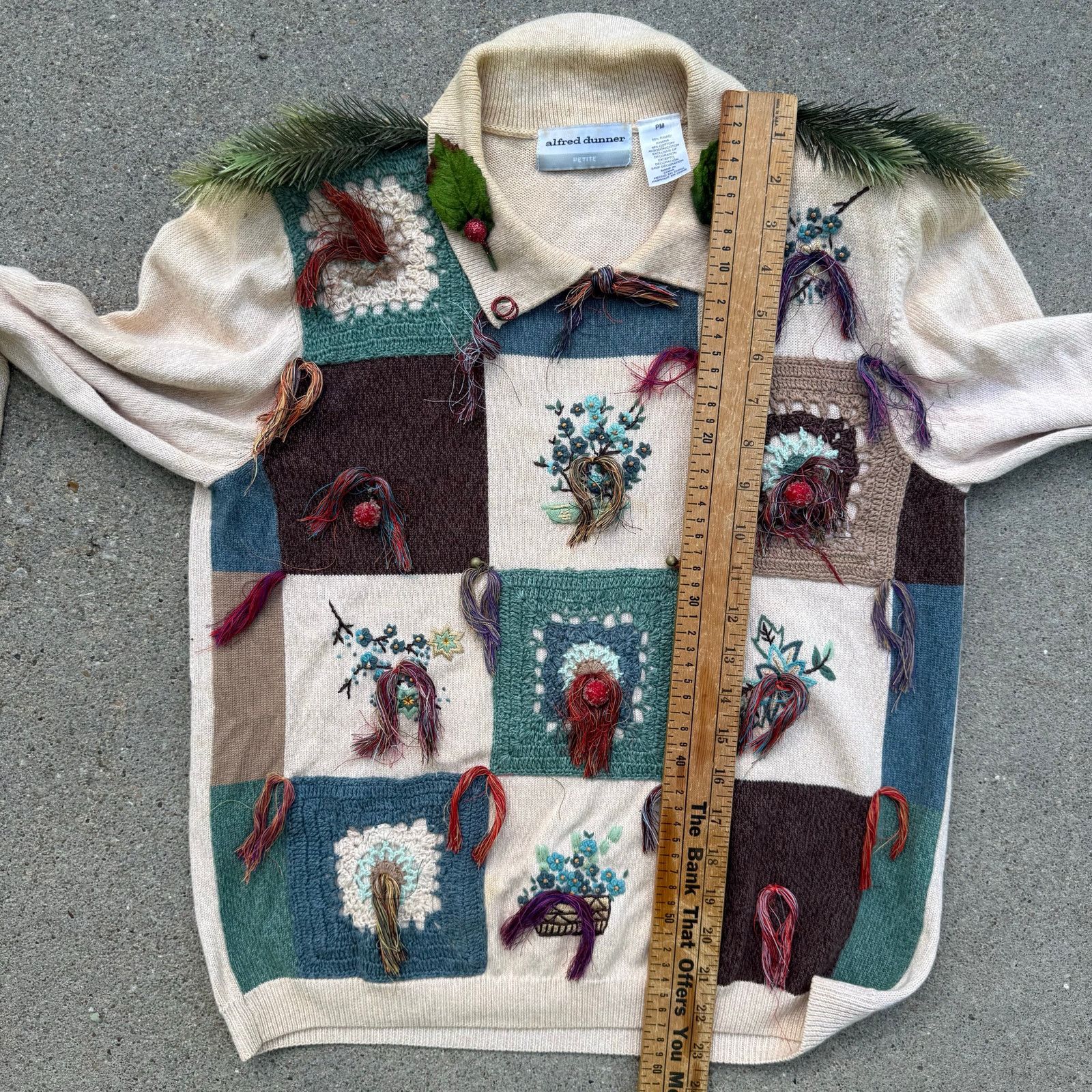 Vintage 90s Christmas Folk Rustic Patchwork Sampler Sweater PM Size M / US 6-8 / IT 42-44 - 10 Thumbnail