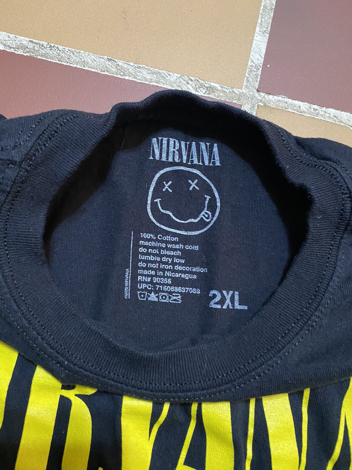 Band Tees Vintage Nirvana Band Tee Kurt Cobain Grunge Size US XXL / EU 58 / 5 - 2 Thumbnail