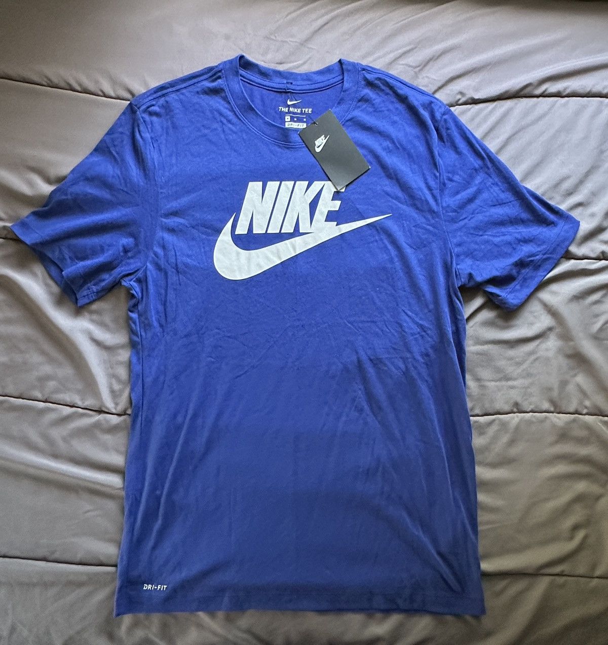 Nike Blue Nike Tee Size US M / EU 48-50 / 2 - 1 Thumbnail