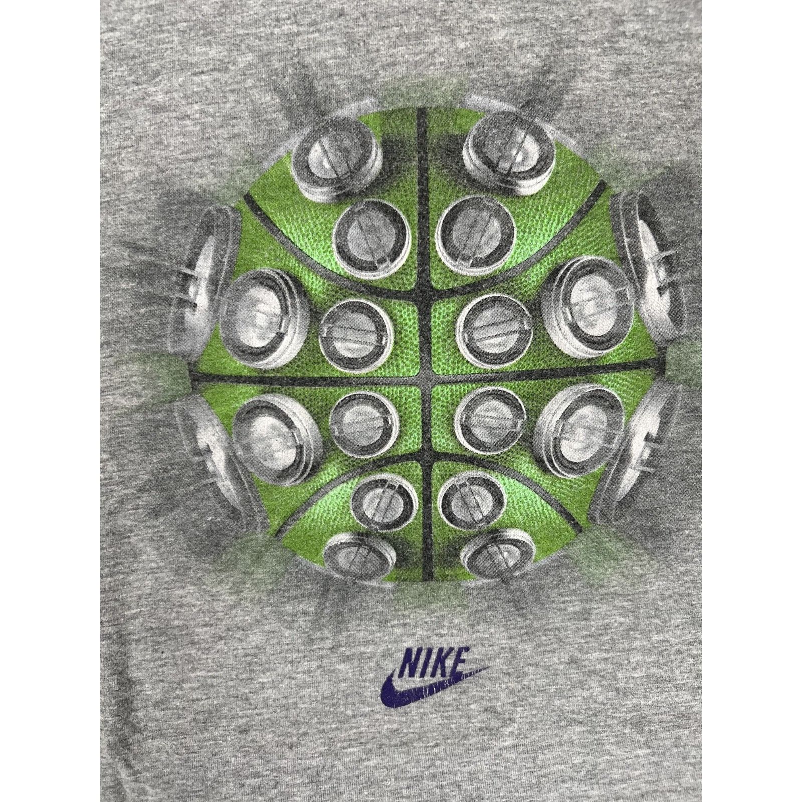 Nike Vintage Nike Basketball T-Shirt Size 2XL Gray Y2K Size US XXL / EU 58 / 5 - 2 Thumbnail