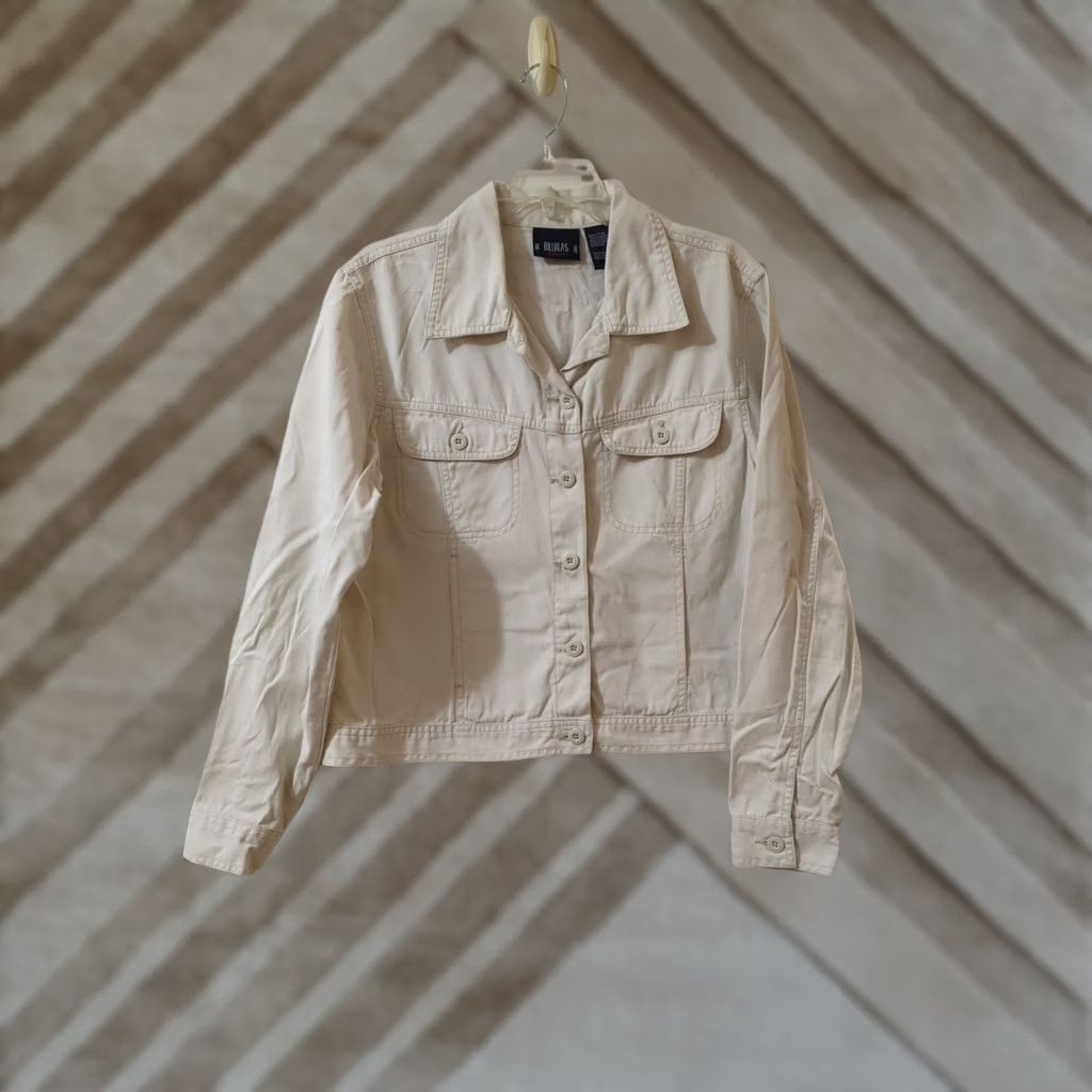 Bill Blass Bill Blass Jeanswear Jacket Womens M Cream Denim Pockets Cotton Ivory Casual Denim Jacket Mens Womens? Size 32" / US 10 / IT 46 - 1 Thumbnail