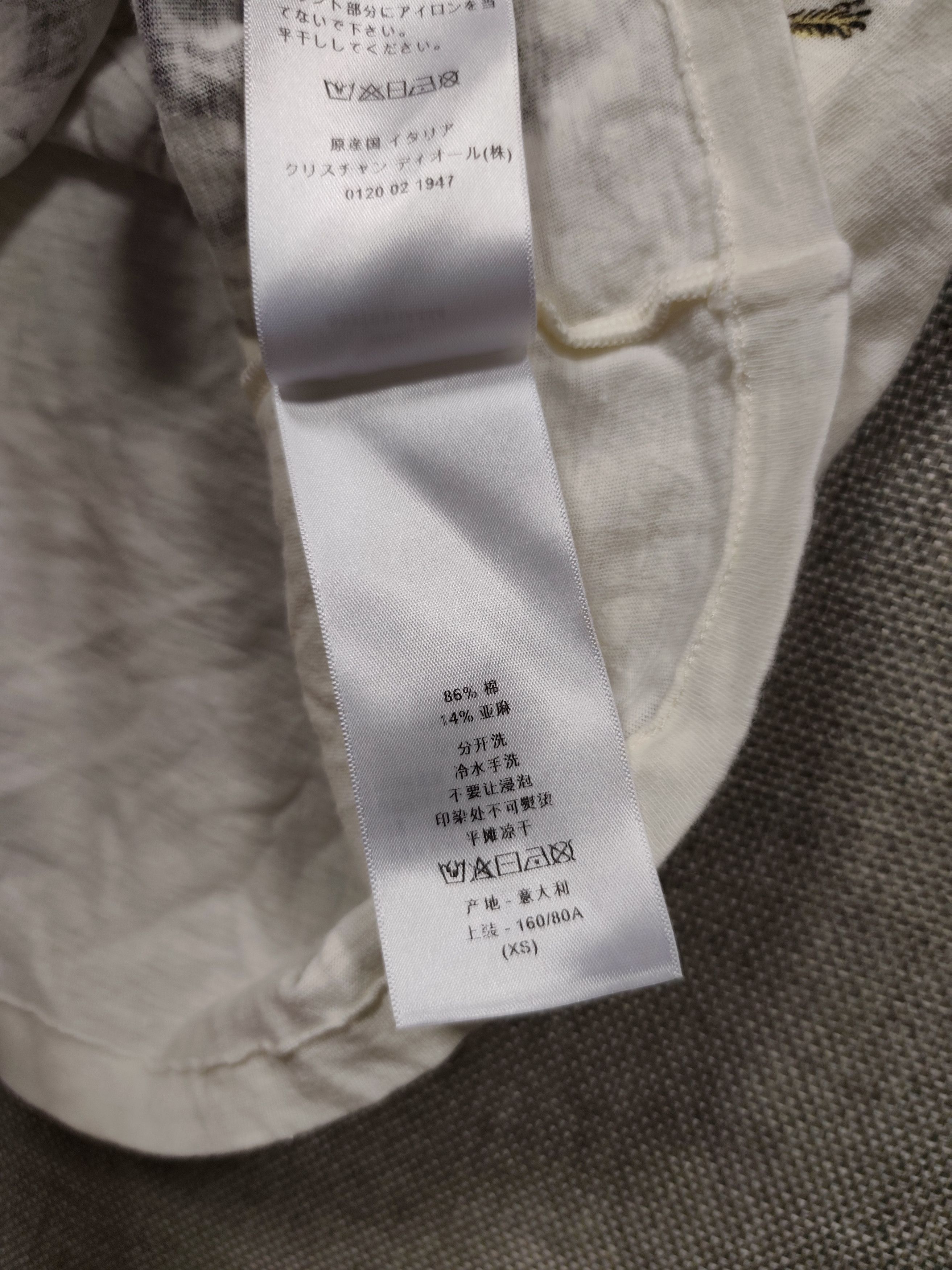 Dior Christian Dior The Brutal Journey Of The Heart Tee Size S / US 4 / IT 40 - 13 Thumbnail
