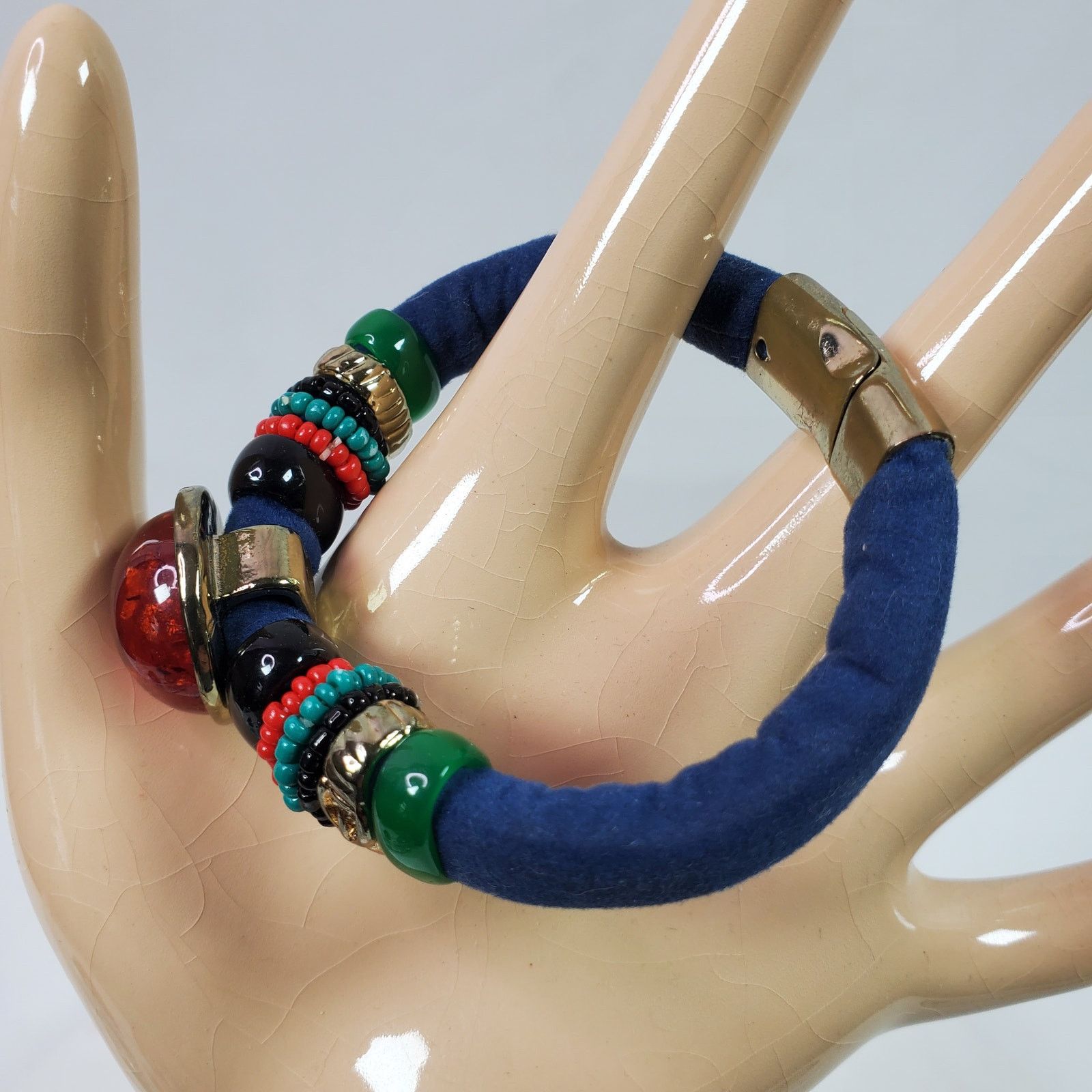 The Unbranded Brand Hippie Style Cloth & Bead Bracelet 8.25 Inch Mag Clasp Size ONE SIZE - 4 Thumbnail