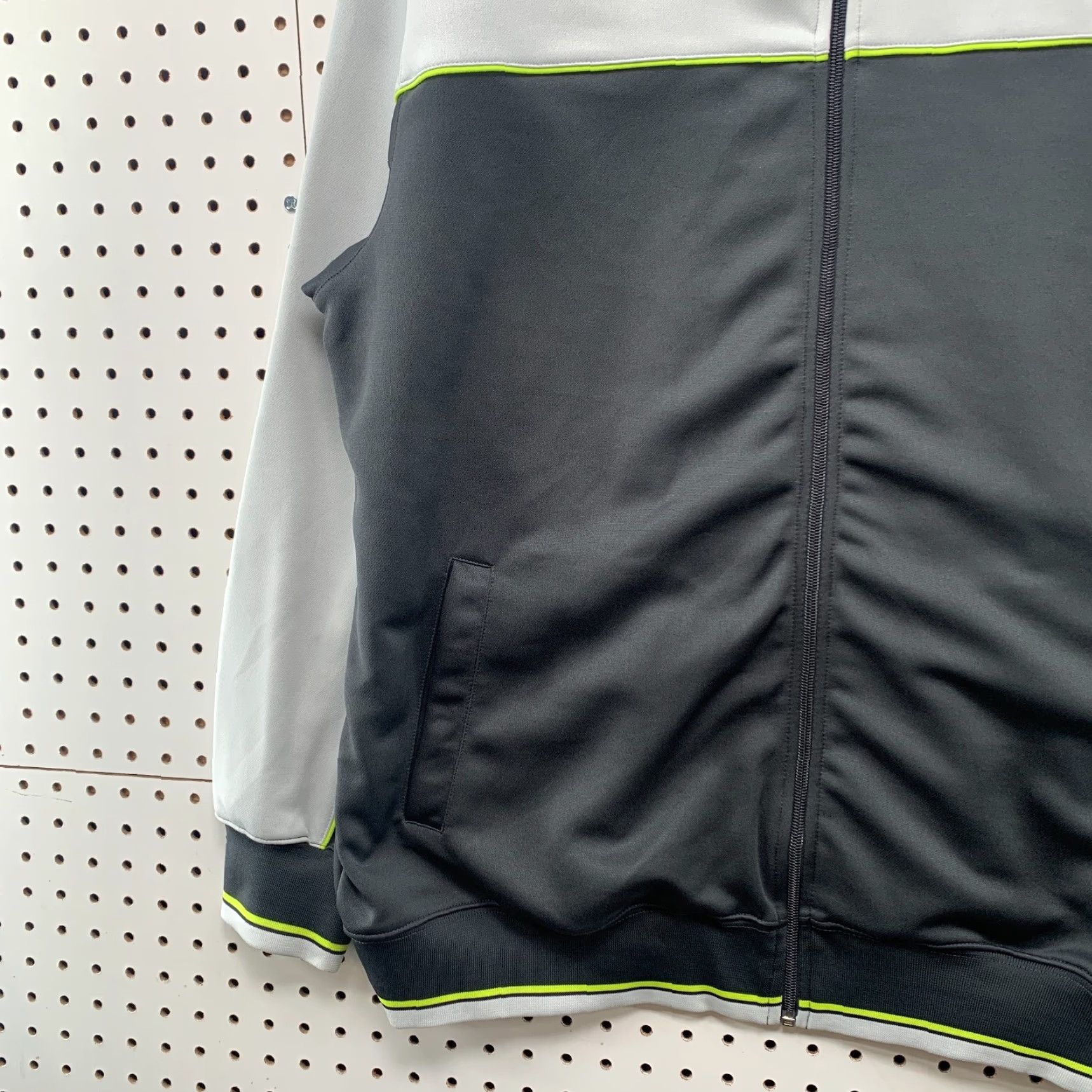 Nike VINTAGE Nike Foot Wing Track Jacket Mens L Gray Zip NWT Size US L / EU 52-54 / 3 - 5 Thumbnail