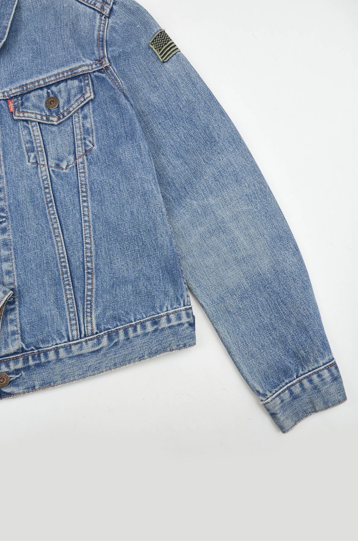 Levi's Levi’s Strauss & Co. Denim Patch Jacket – Women’s M Size M / US 6-8 / IT 42-44 - 4 Thumbnail