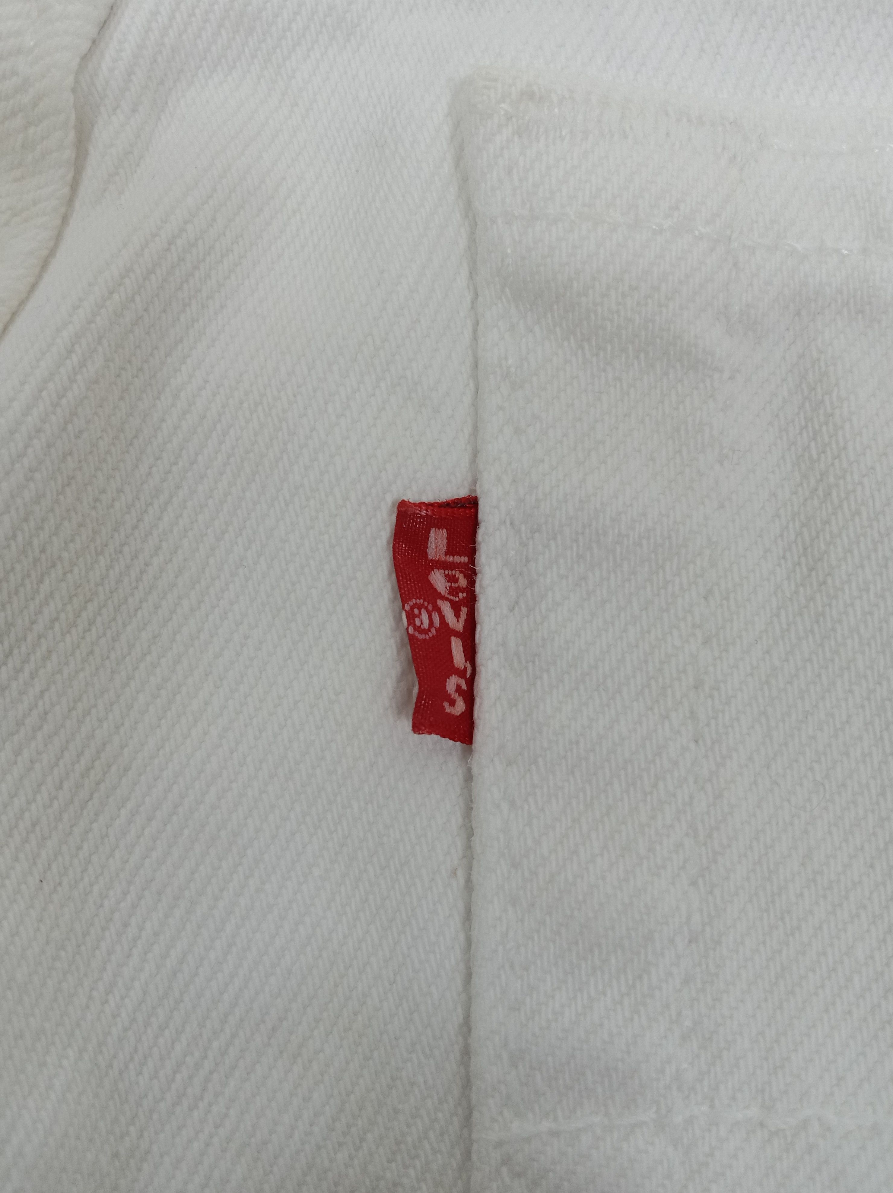 Vintage 90s Levi’s 551 Jeans Relaxed Fit White Denim